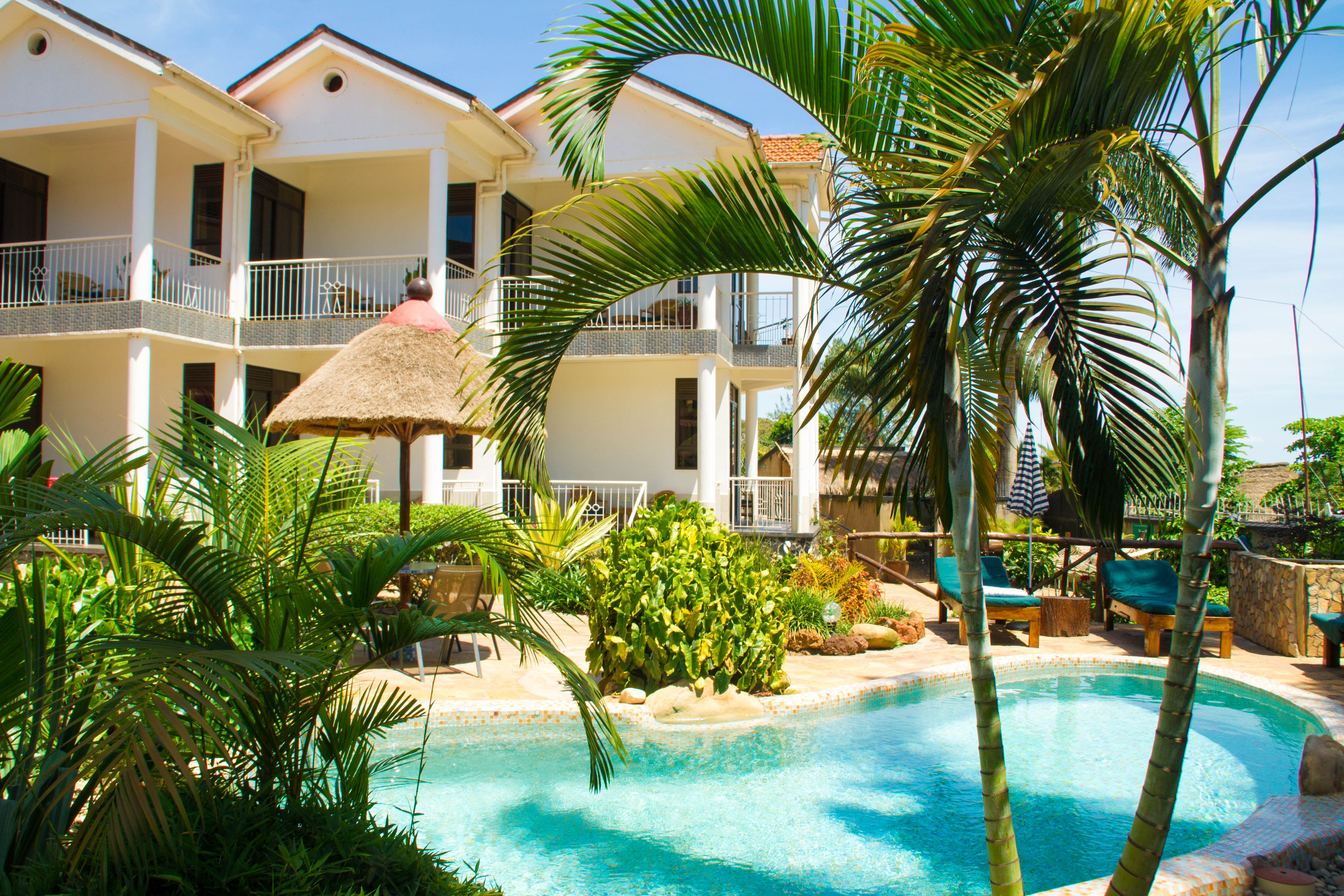 2 Friends Entebbe Beach Hotel