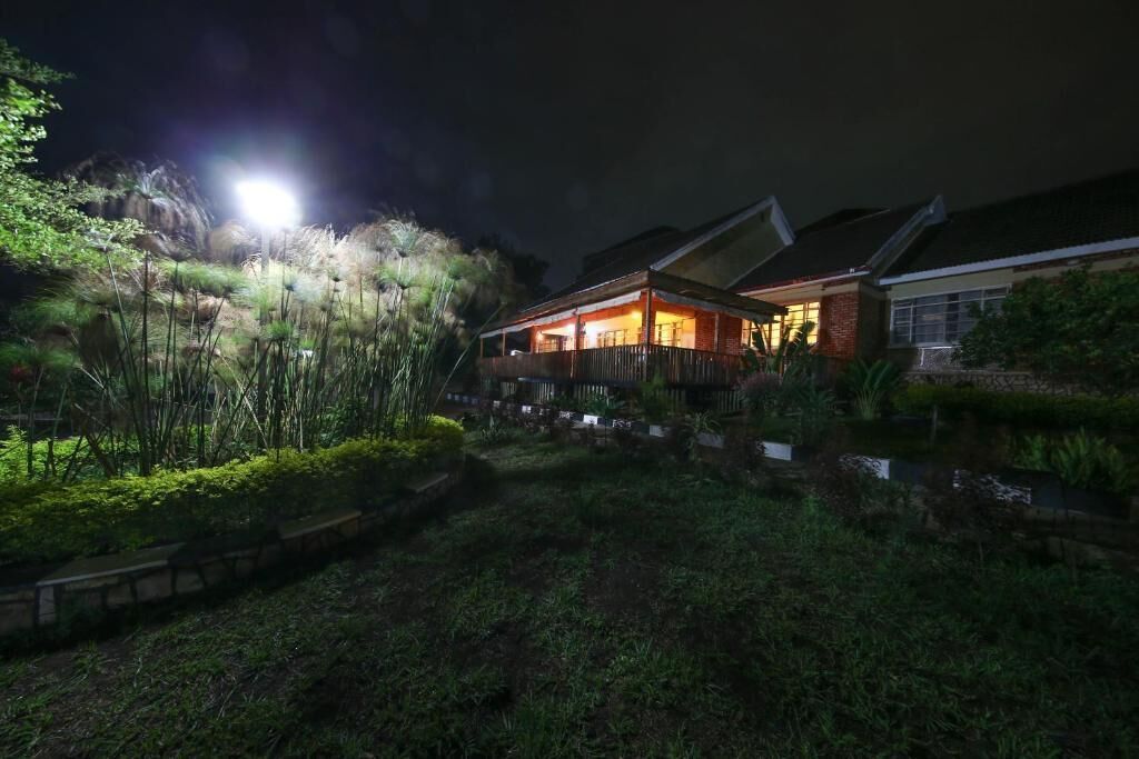 Papyrus Guesthouse Entebbe