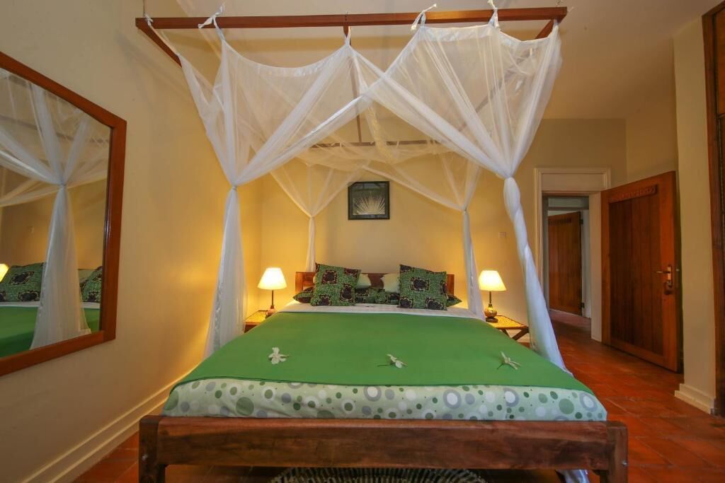 Papyrus Guesthouse Entebbe