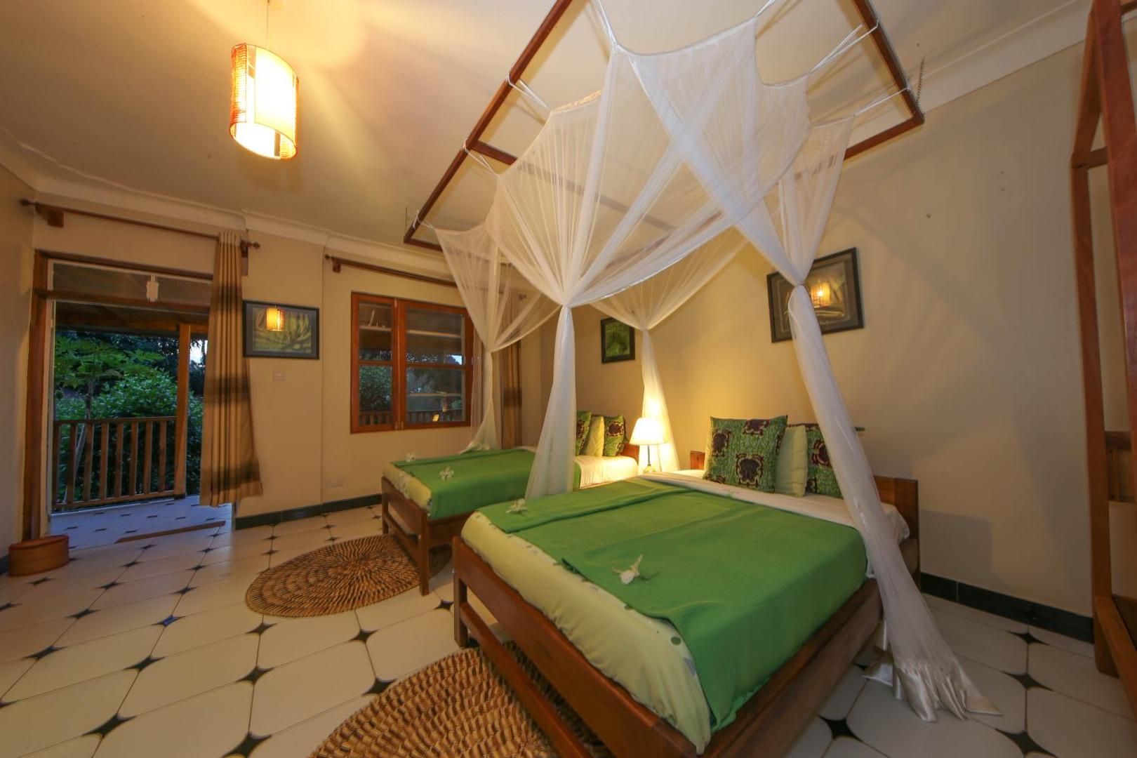 Papyrus Guesthouse Entebbe