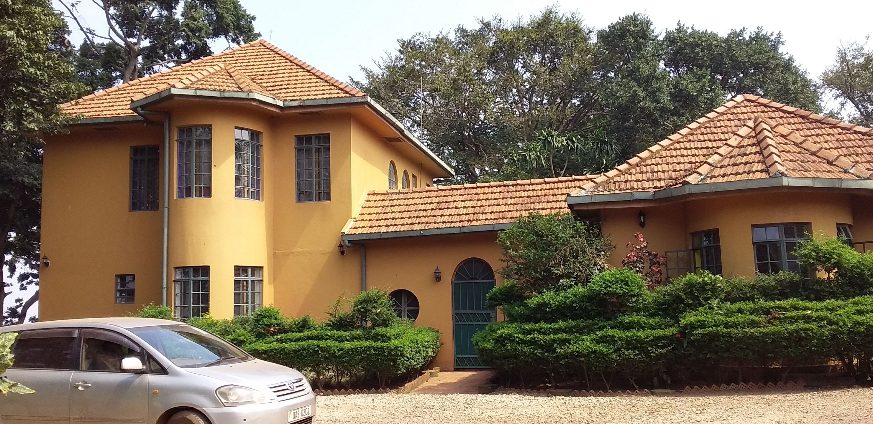 The Estate Ebwerenga