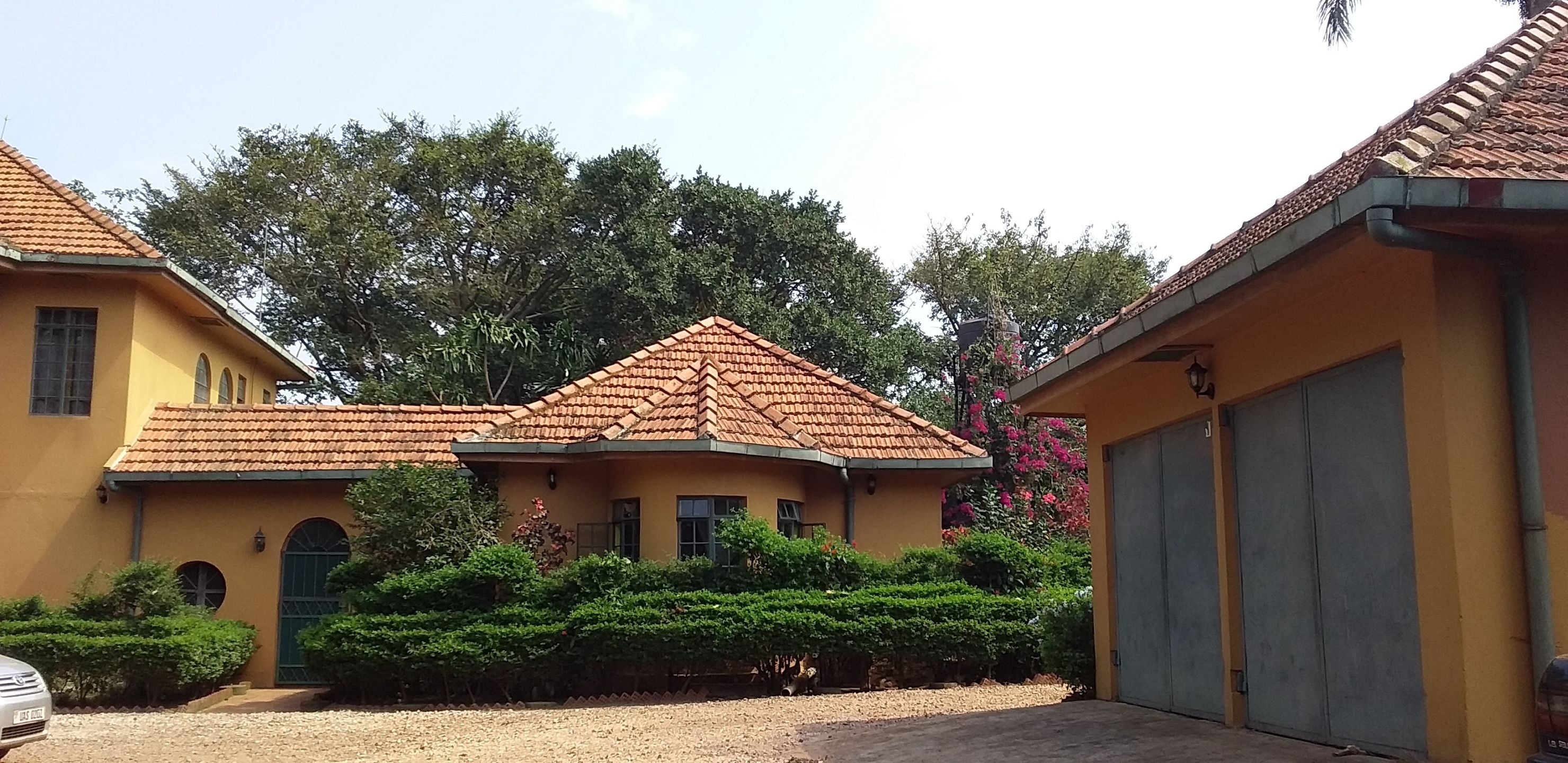 The Estate Ebwerenga