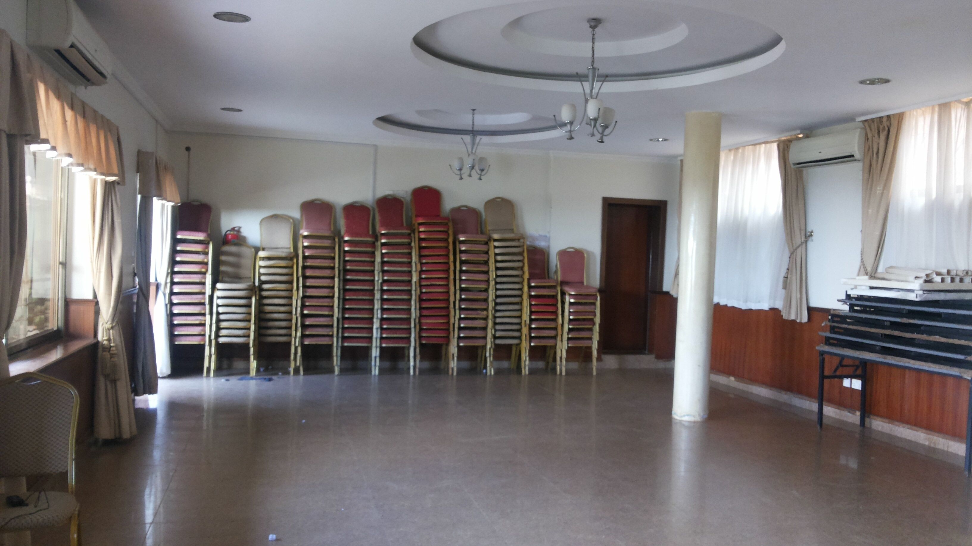 Palema Crown Hotel
