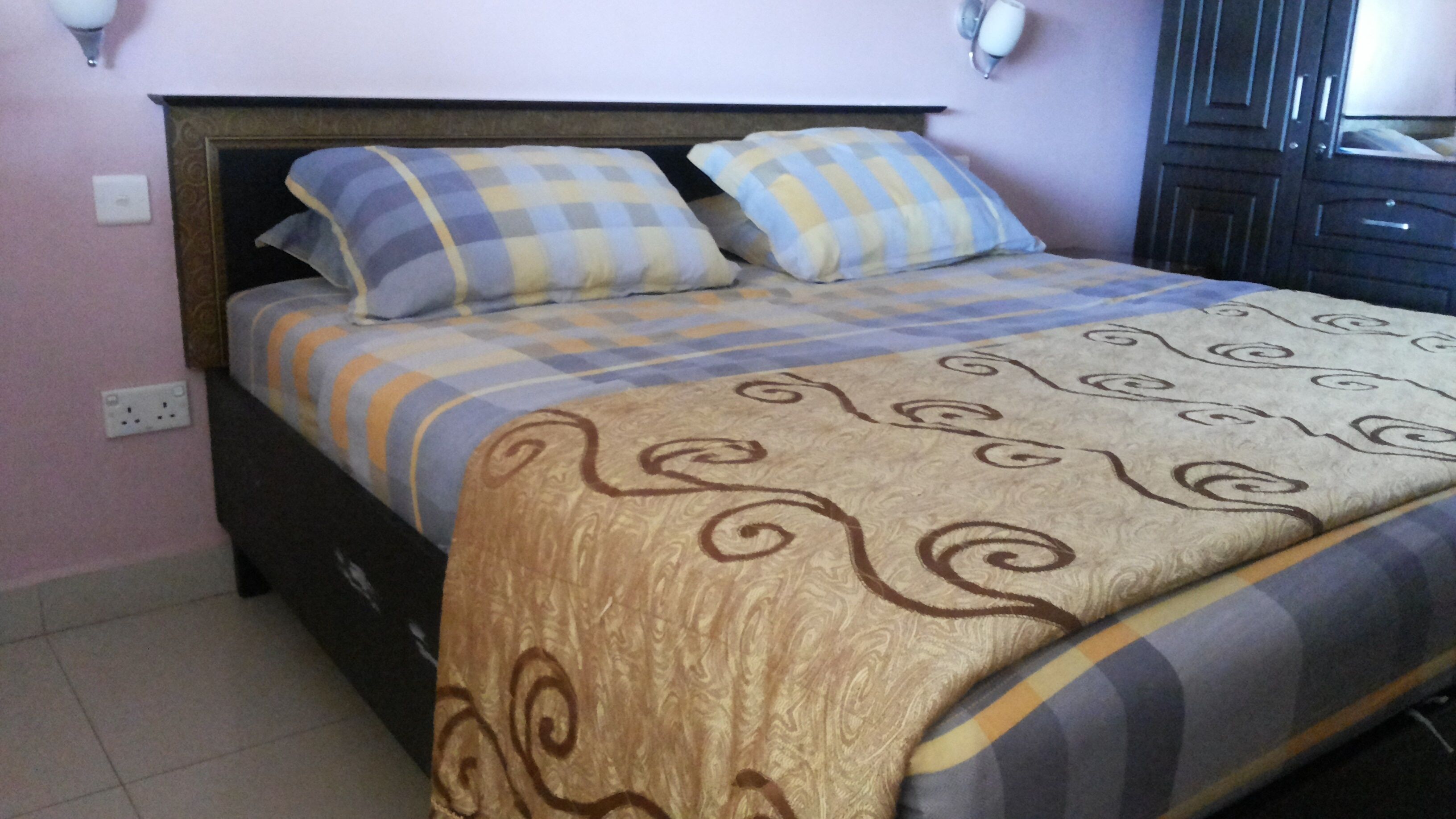 Palema Crown Hotel