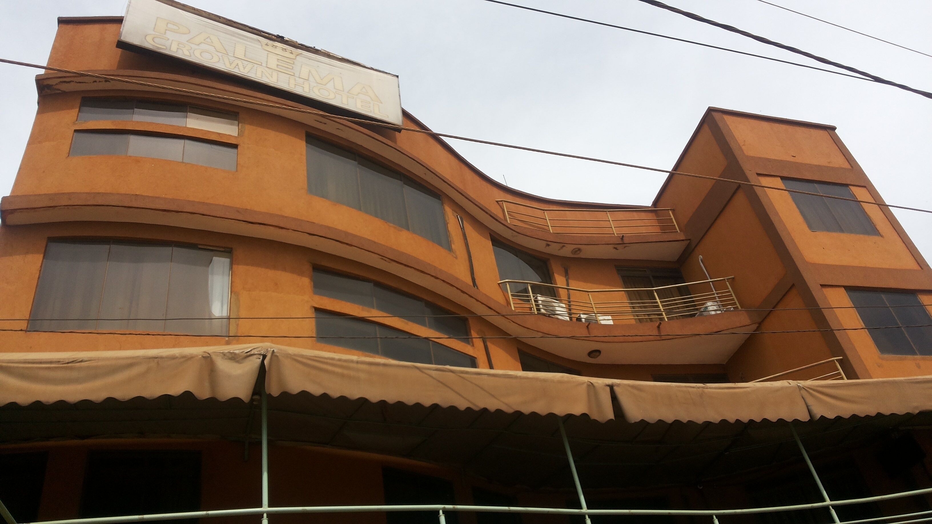 Palema Crown Hotel