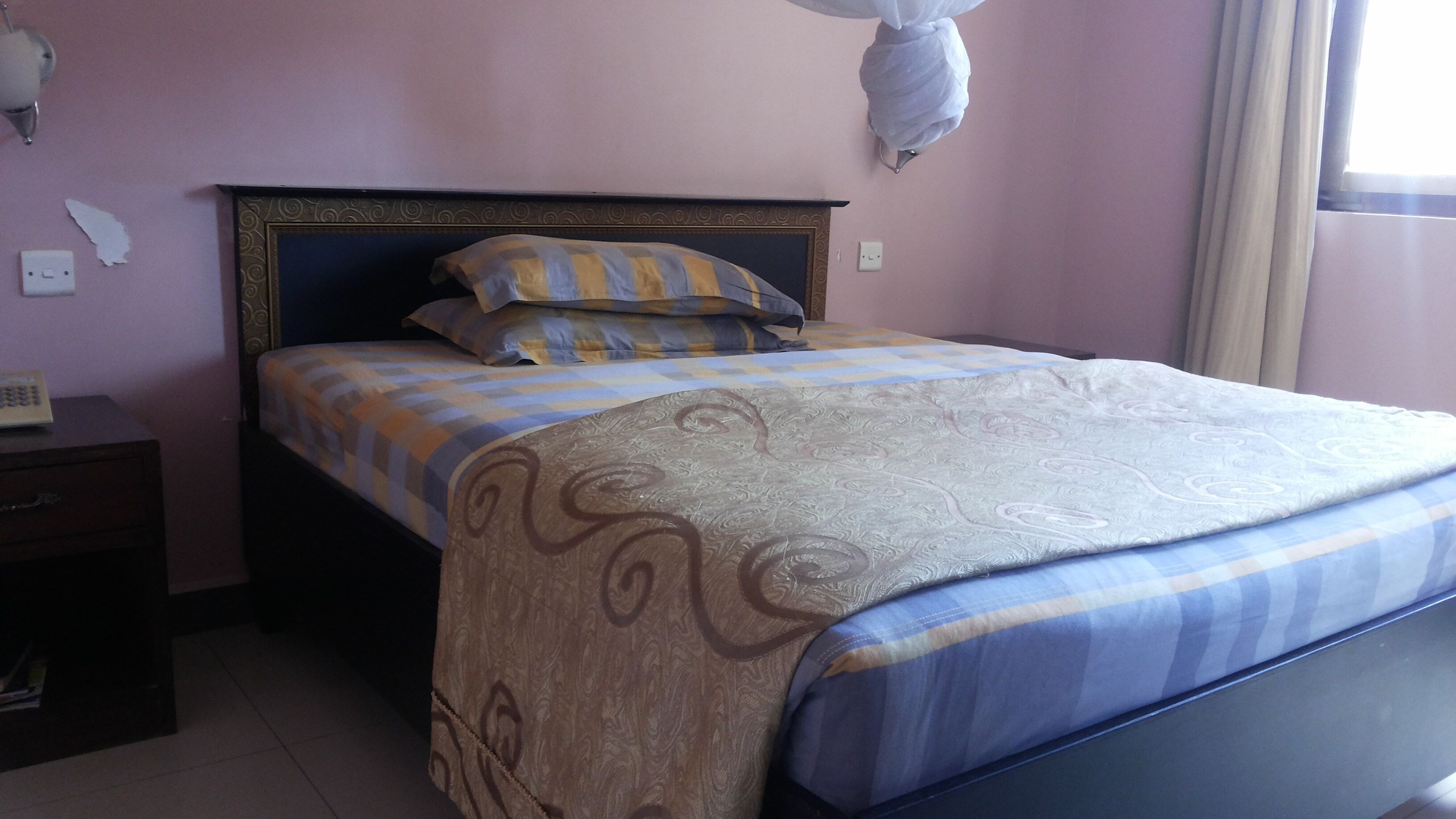 Palema Crown Hotel