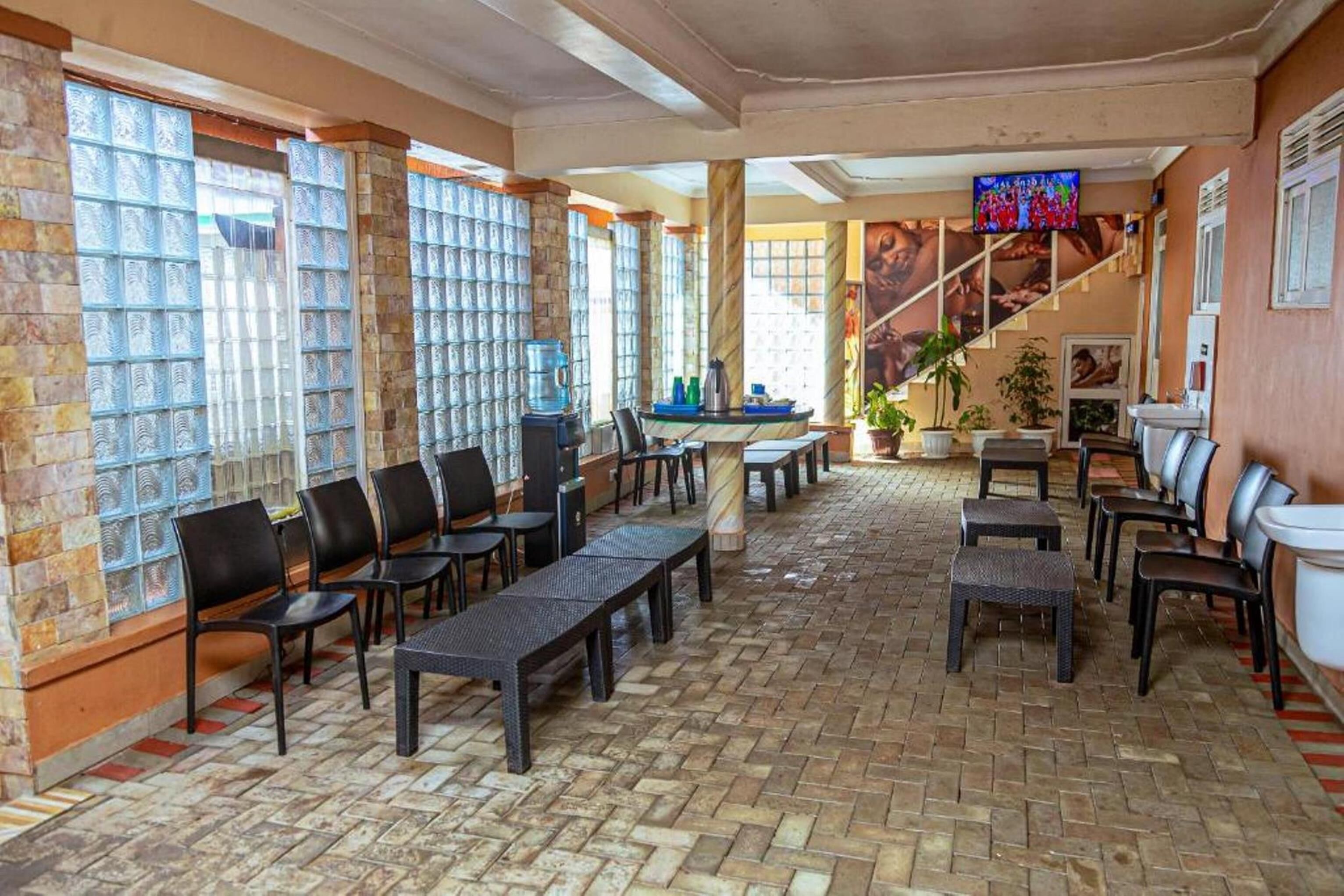 Diamonds Lounge