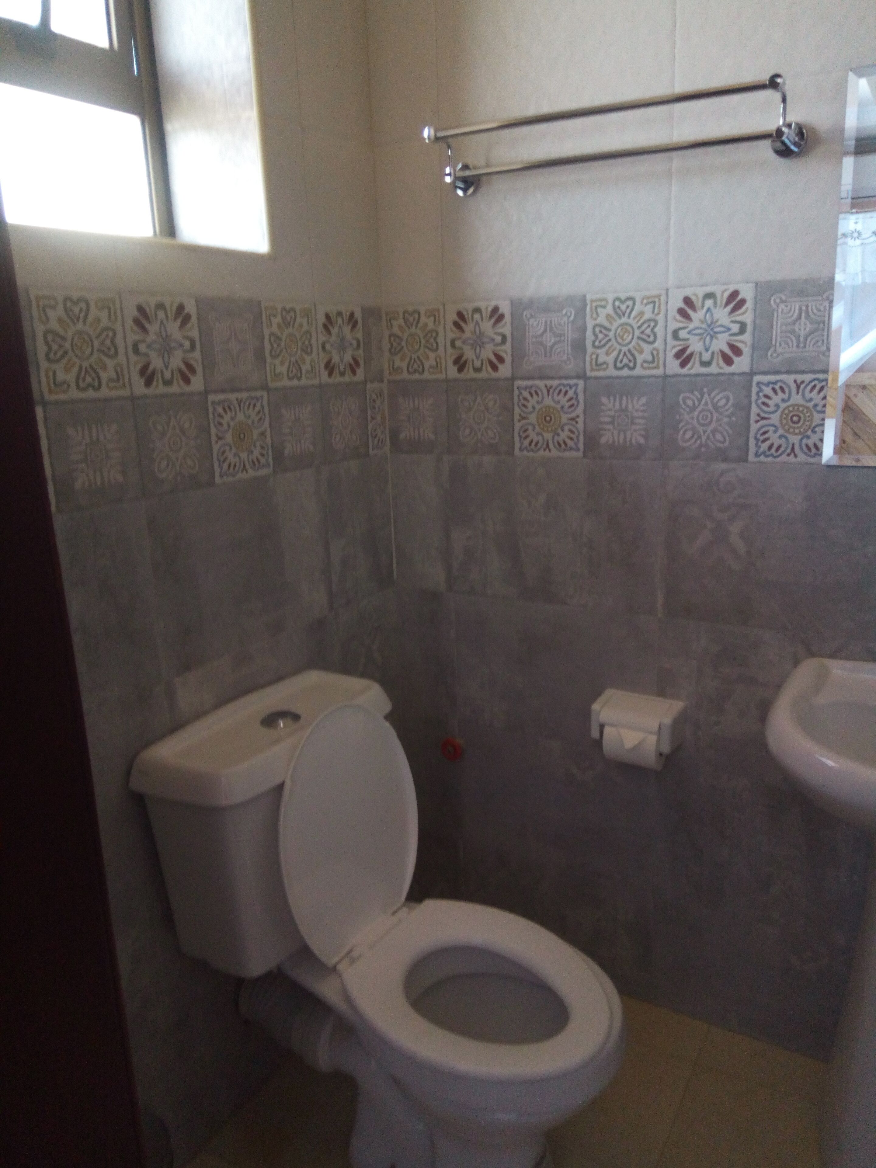 Emmaus Guesthouse Kampala