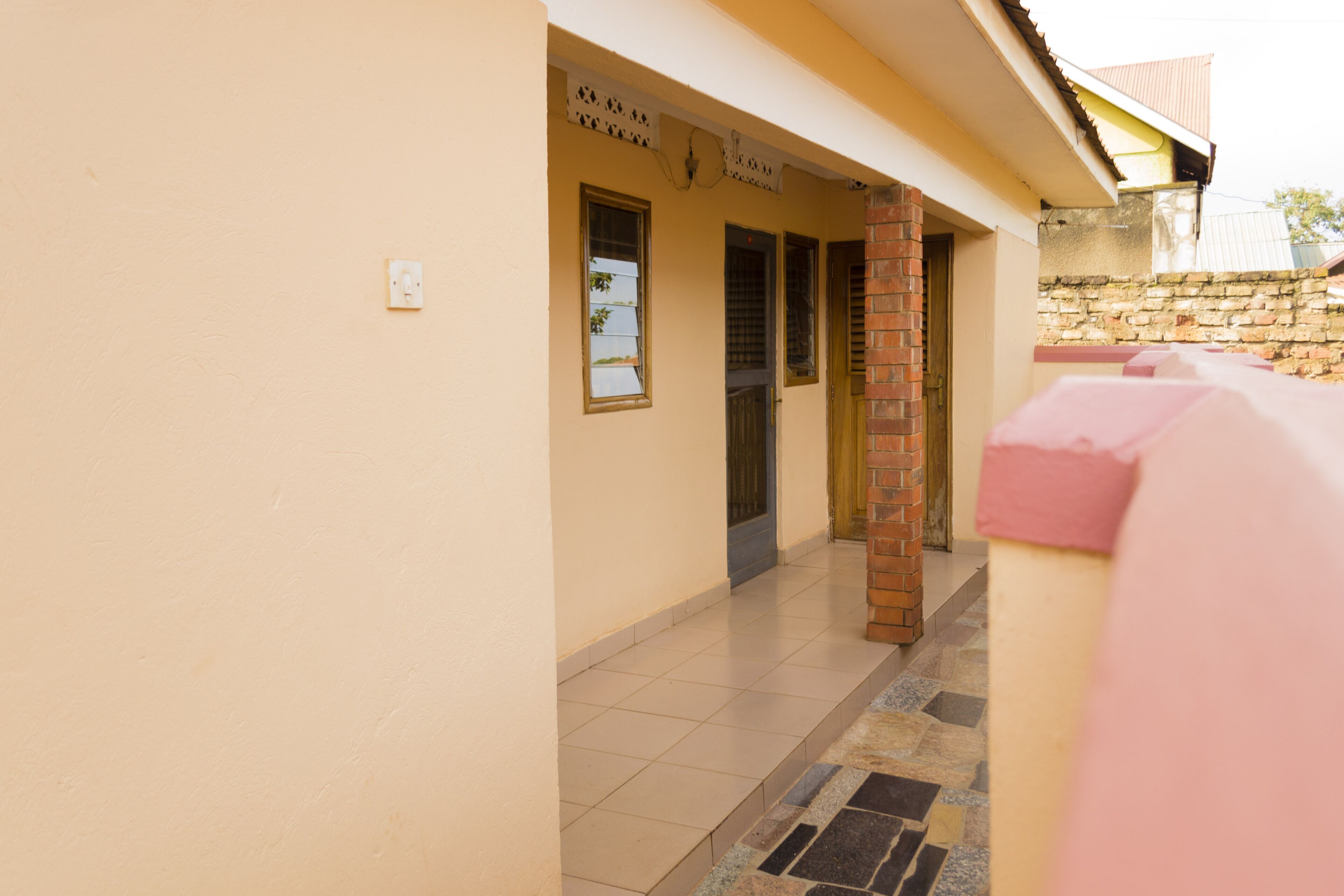 Matsiko Gardens And Hotel