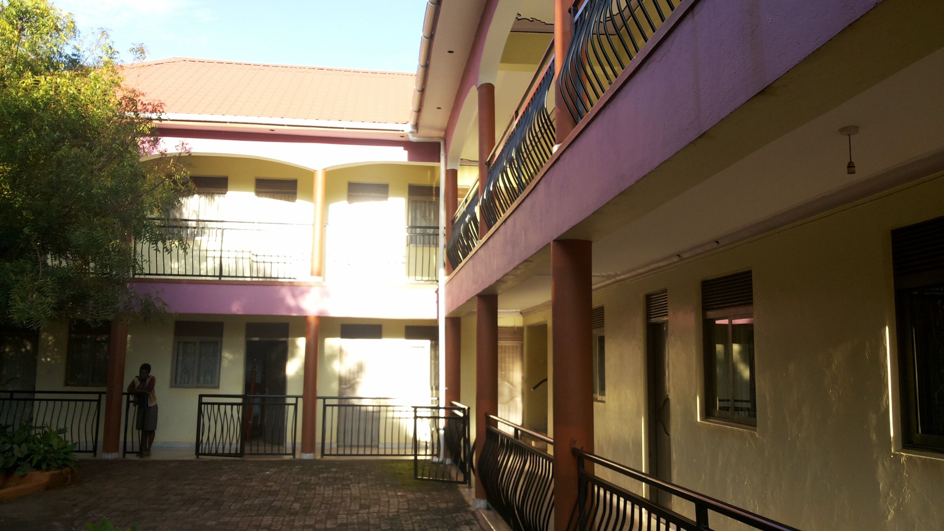 Garden Inn