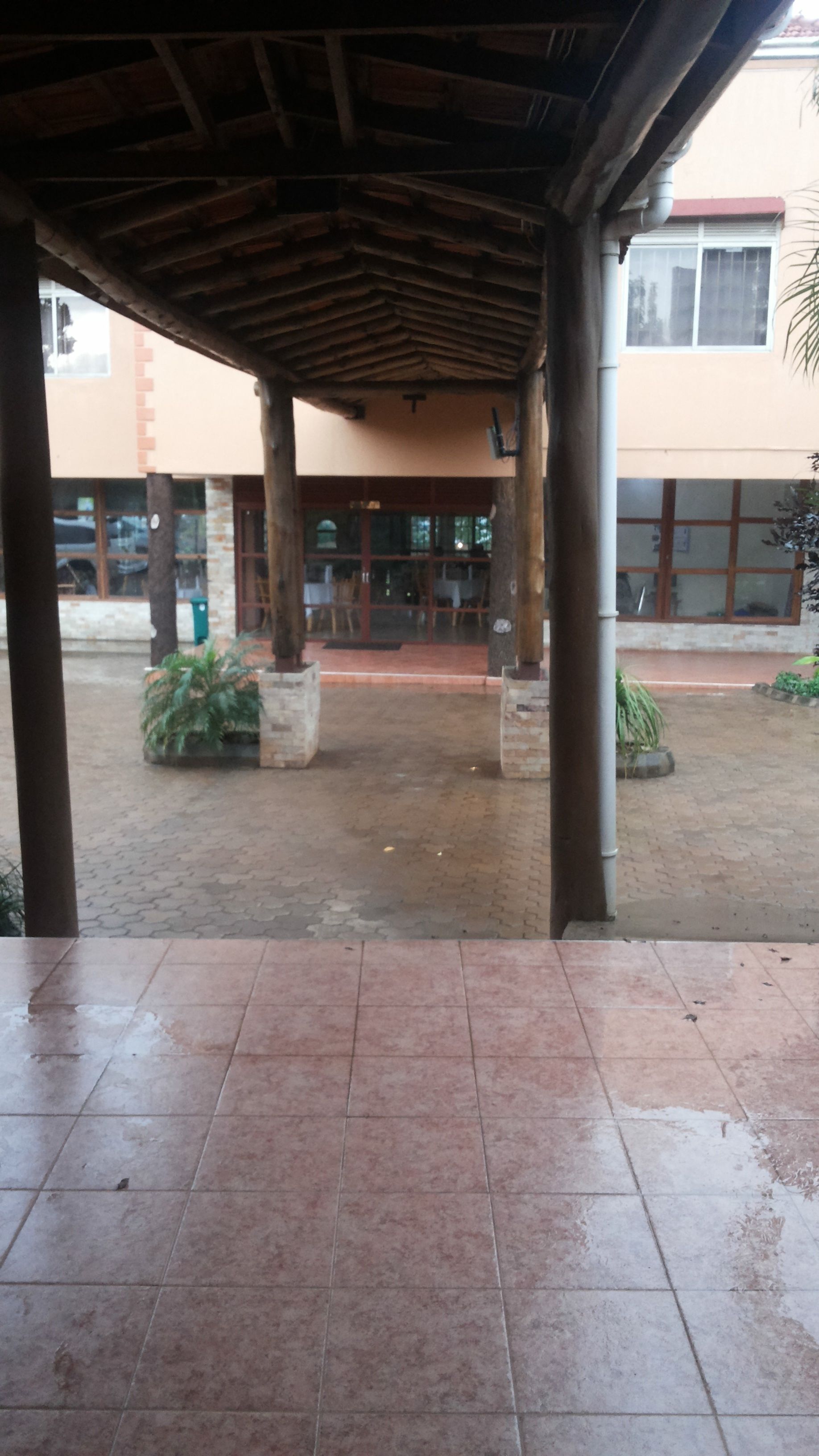 Makan Hill Resort Hotel