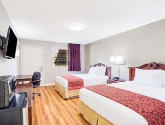 Days Inn & Suites by Wyndham Athens Alabama