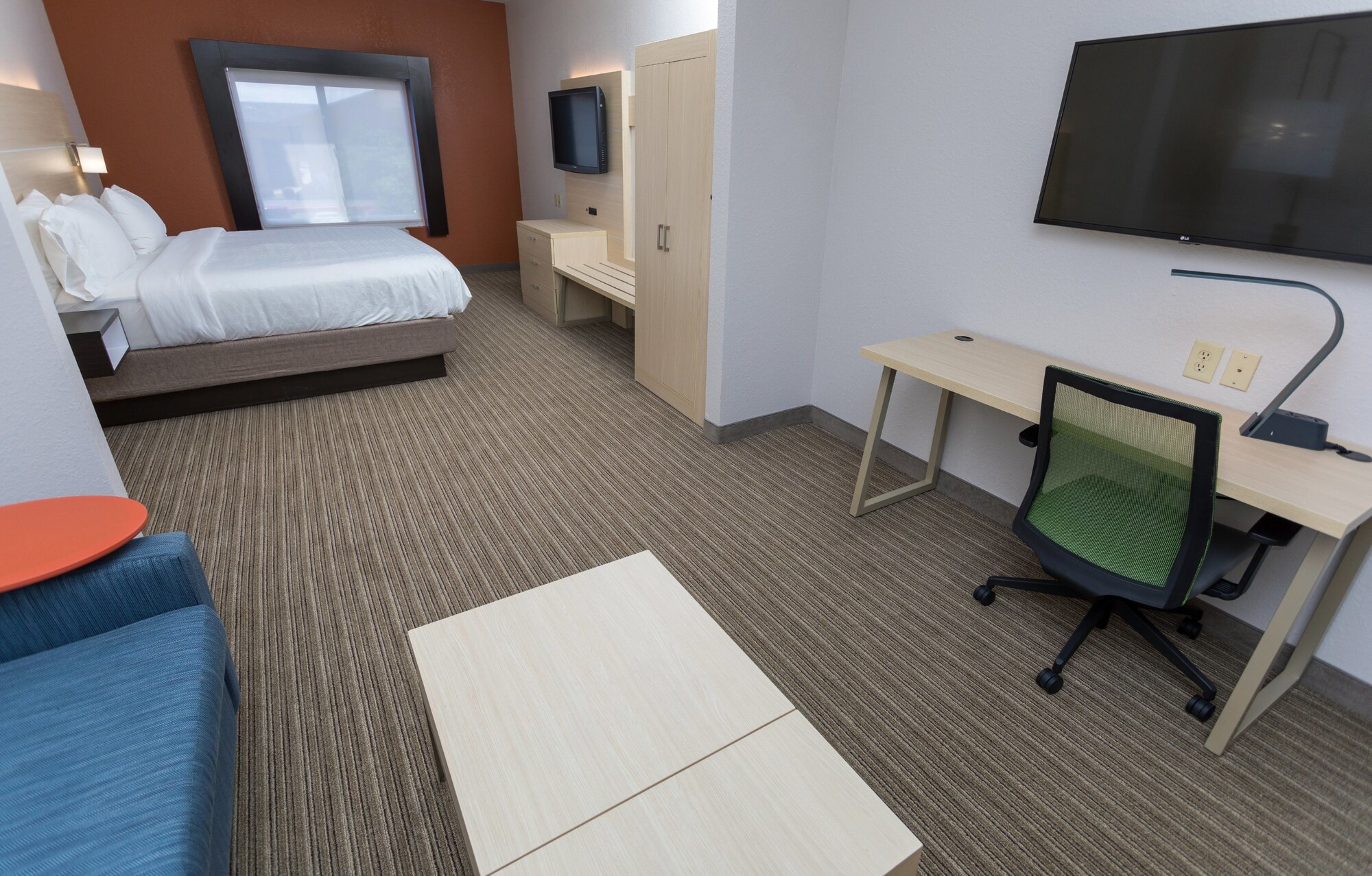 Holiday Inn Express & Suites Athens