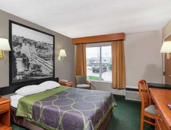 Super 8 by Wyndham Athens