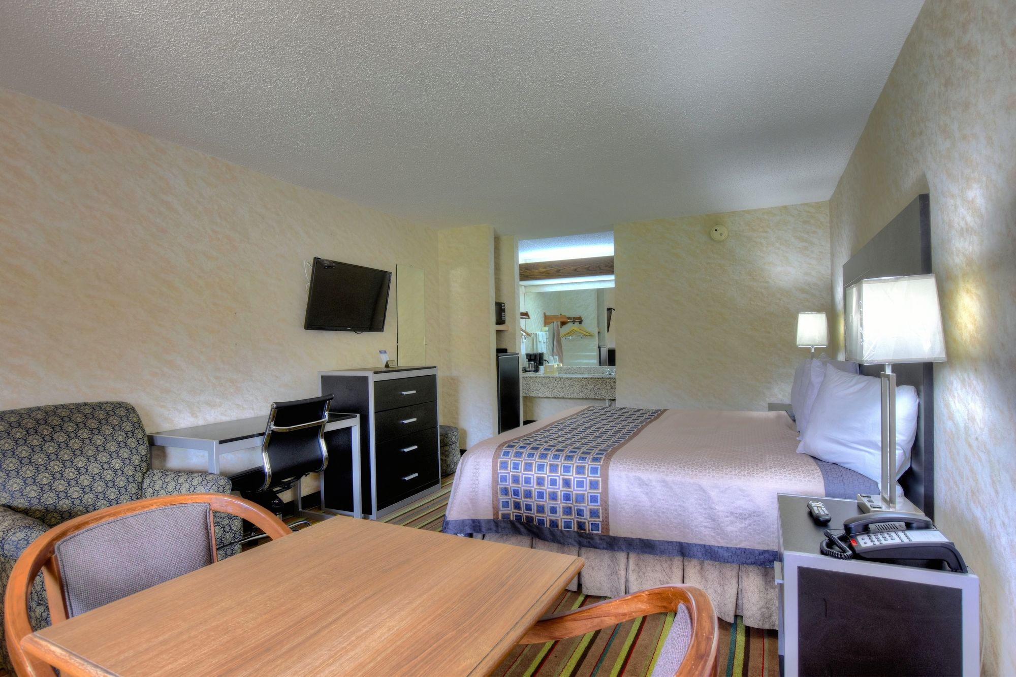 Red Roof Inn & Suites Athens, AL