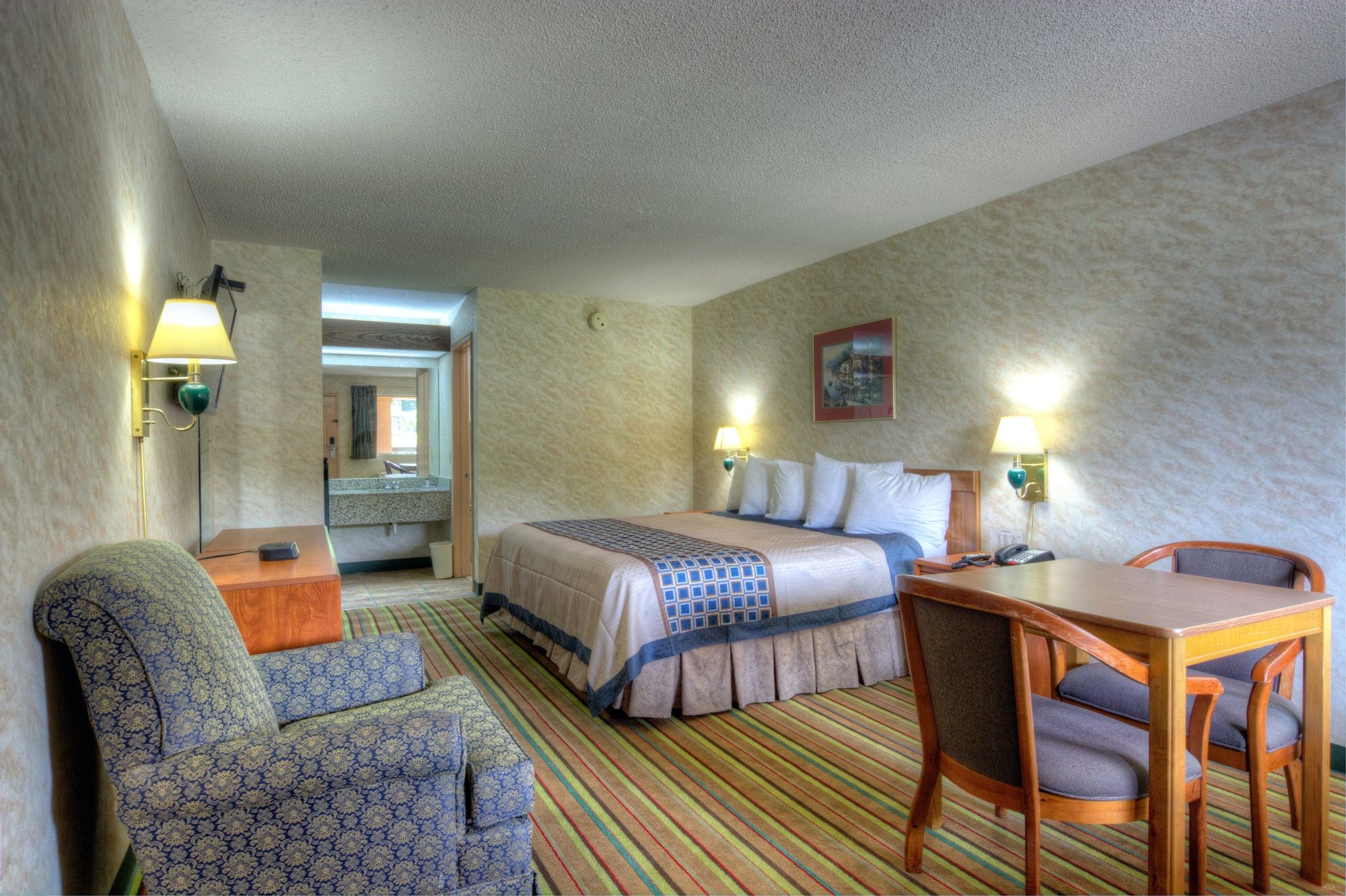 Red Roof Inn & Suites Athens, AL