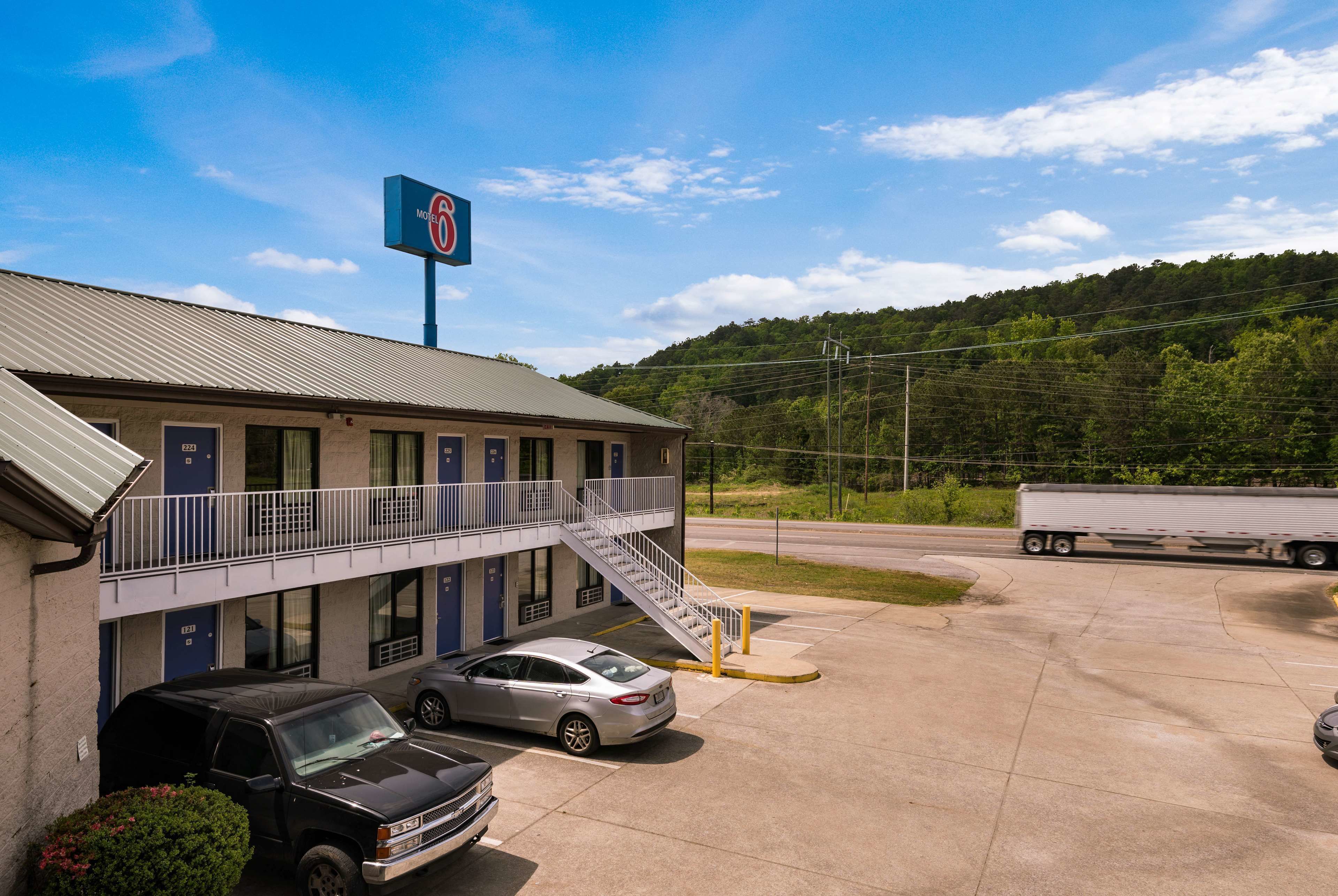 Motel 6 Attalla AL