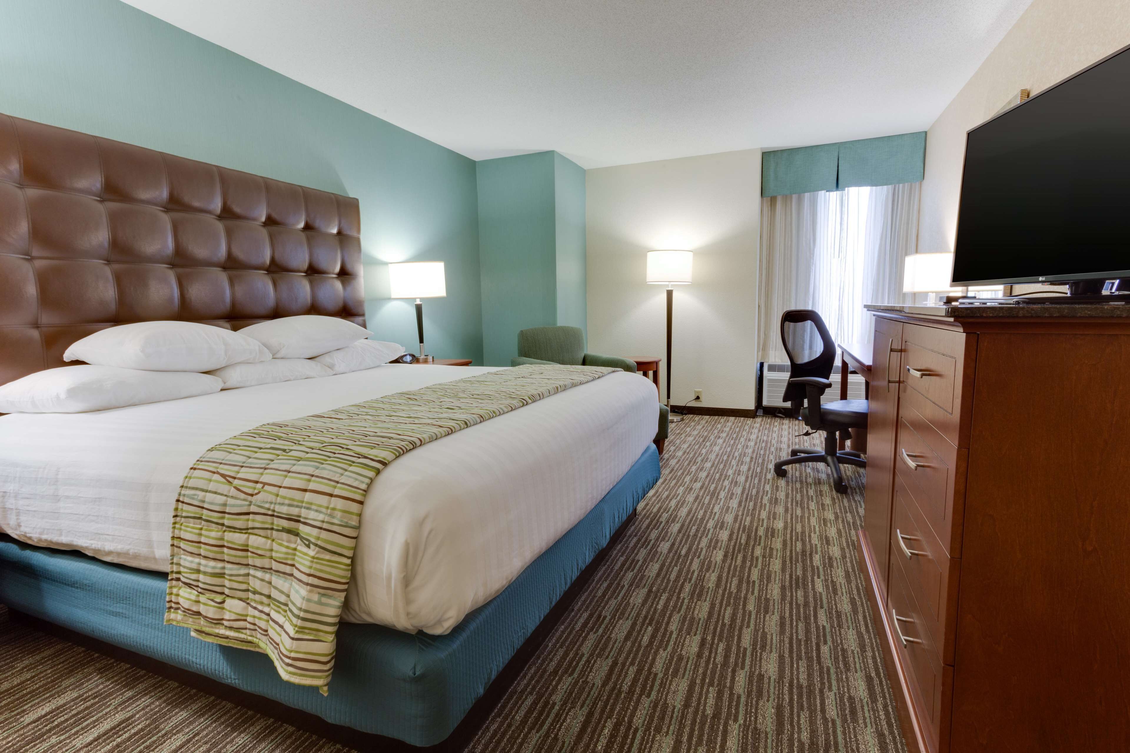 Drury Inn & Suites Birmingham Grandview