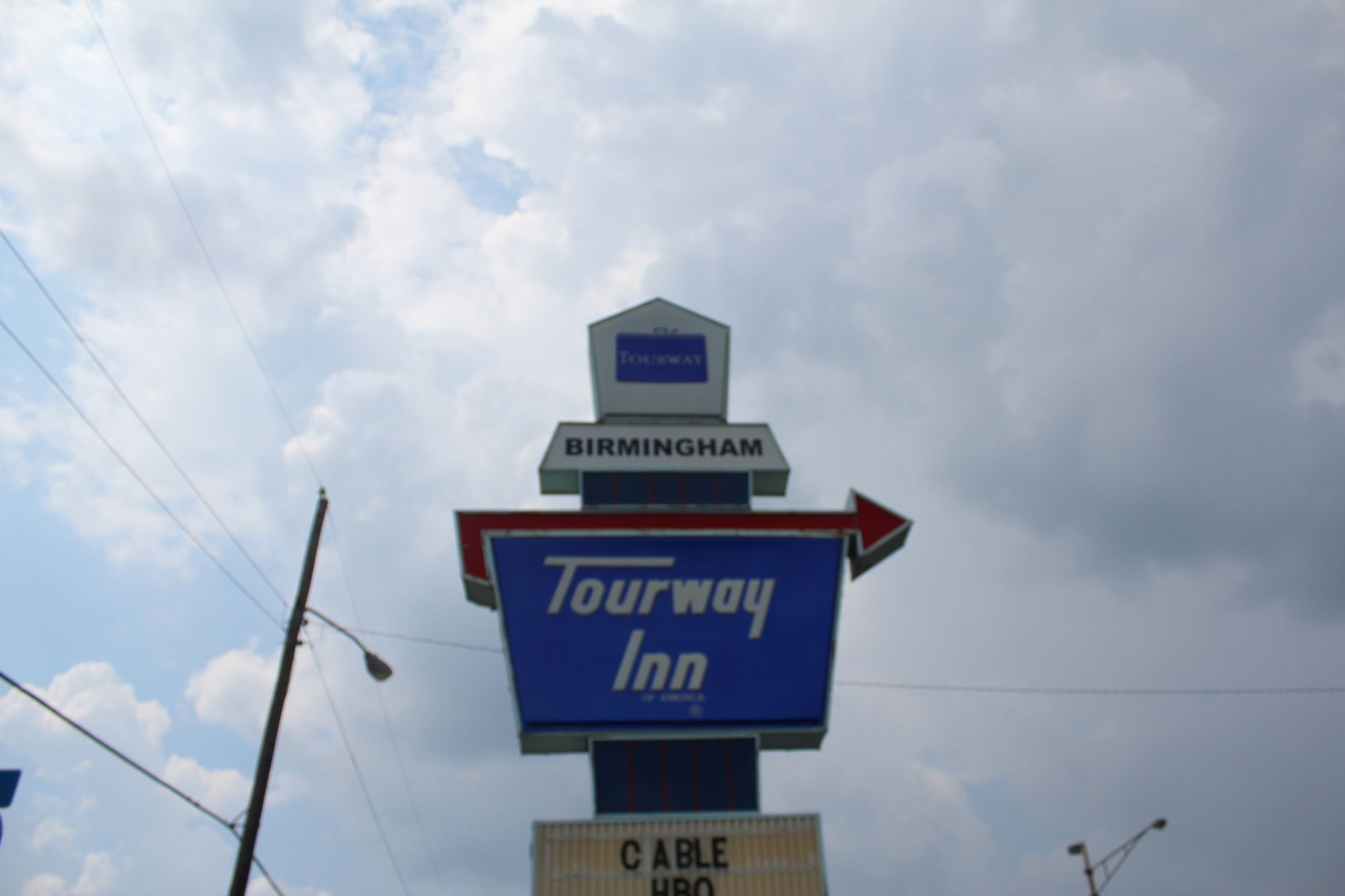 Tourway Inn