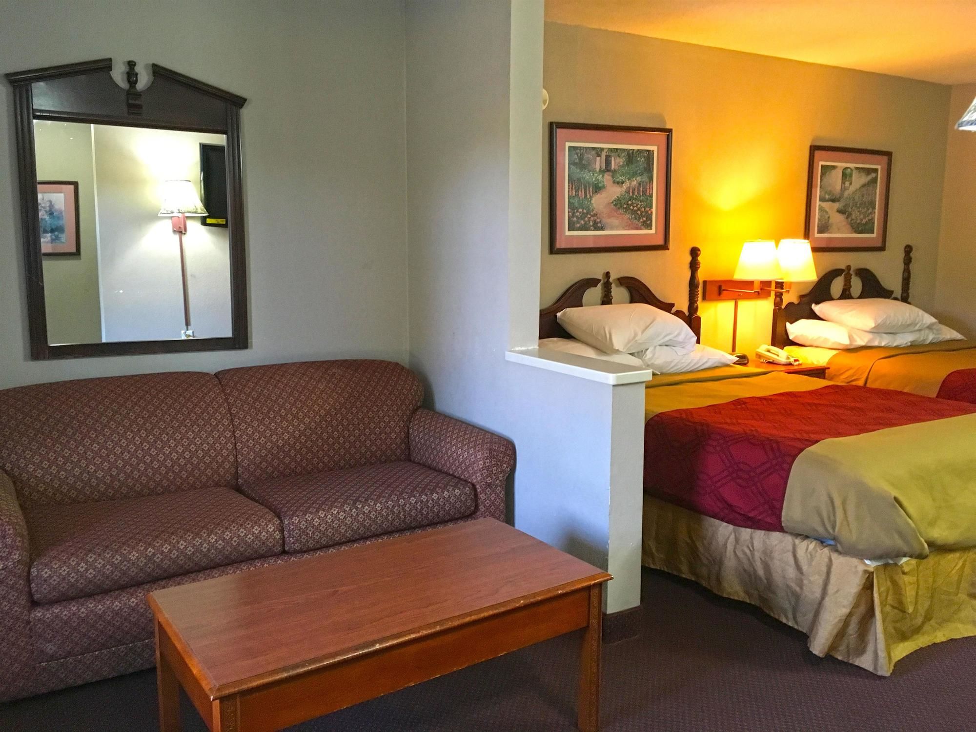 Americas Best Value Inn & Suites-Birmingham/Calera