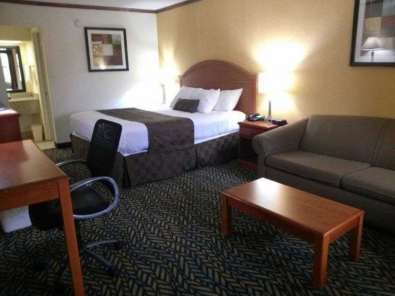 Best Western Fairwinds Inn