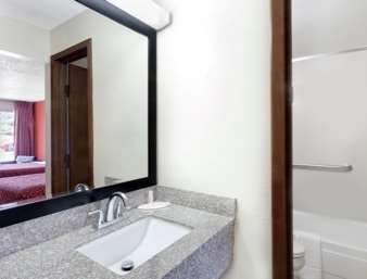 Days Inn by Wyndham Cullman