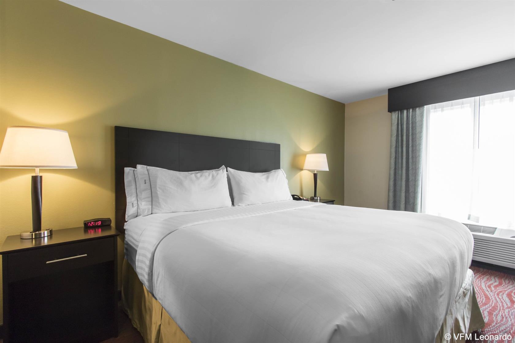 Holiday Inn Express & Suites Cullman