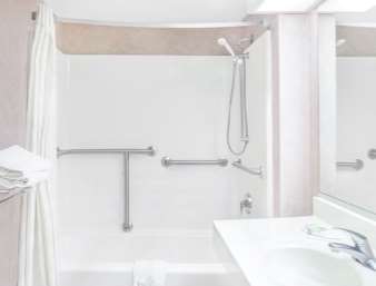 Super 8 by Wyndham Decatur Priceville