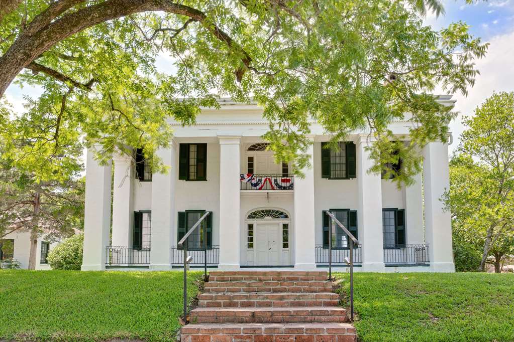 Days Inn by Wyndham Demopolis