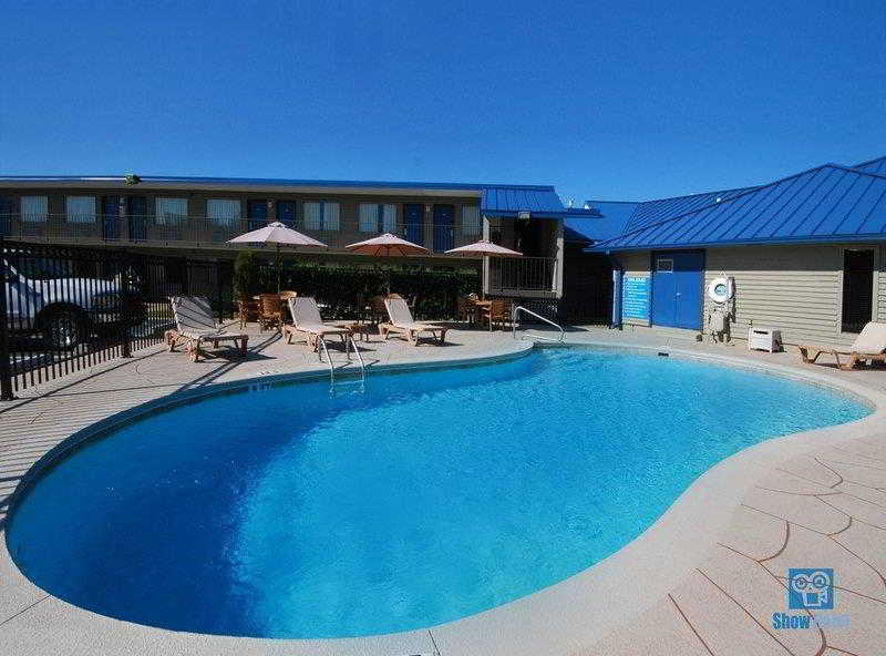 Red Roof Inn & Suites Dothan