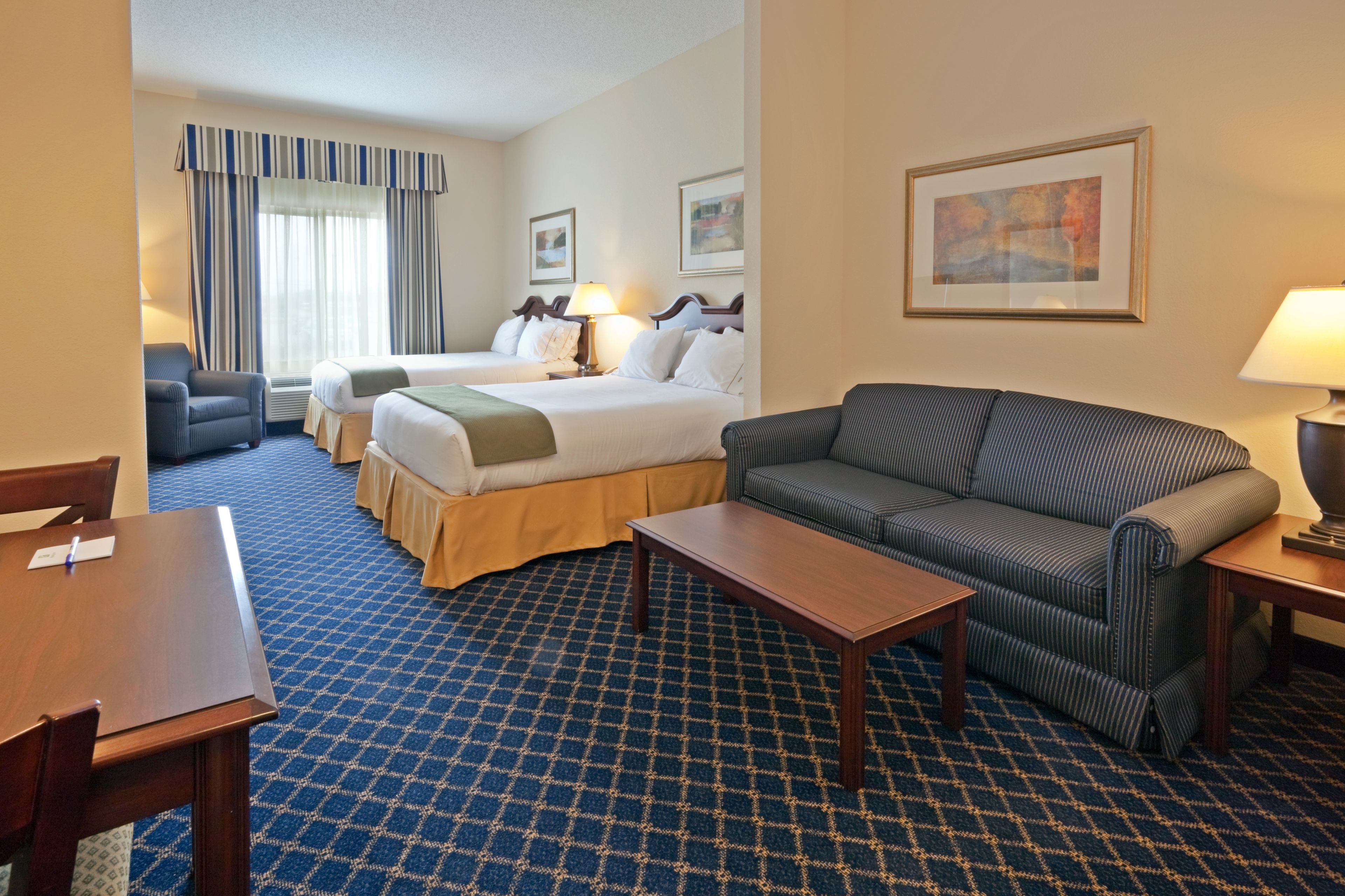 Holiday Inn Express Hotel & Suites Dothan North