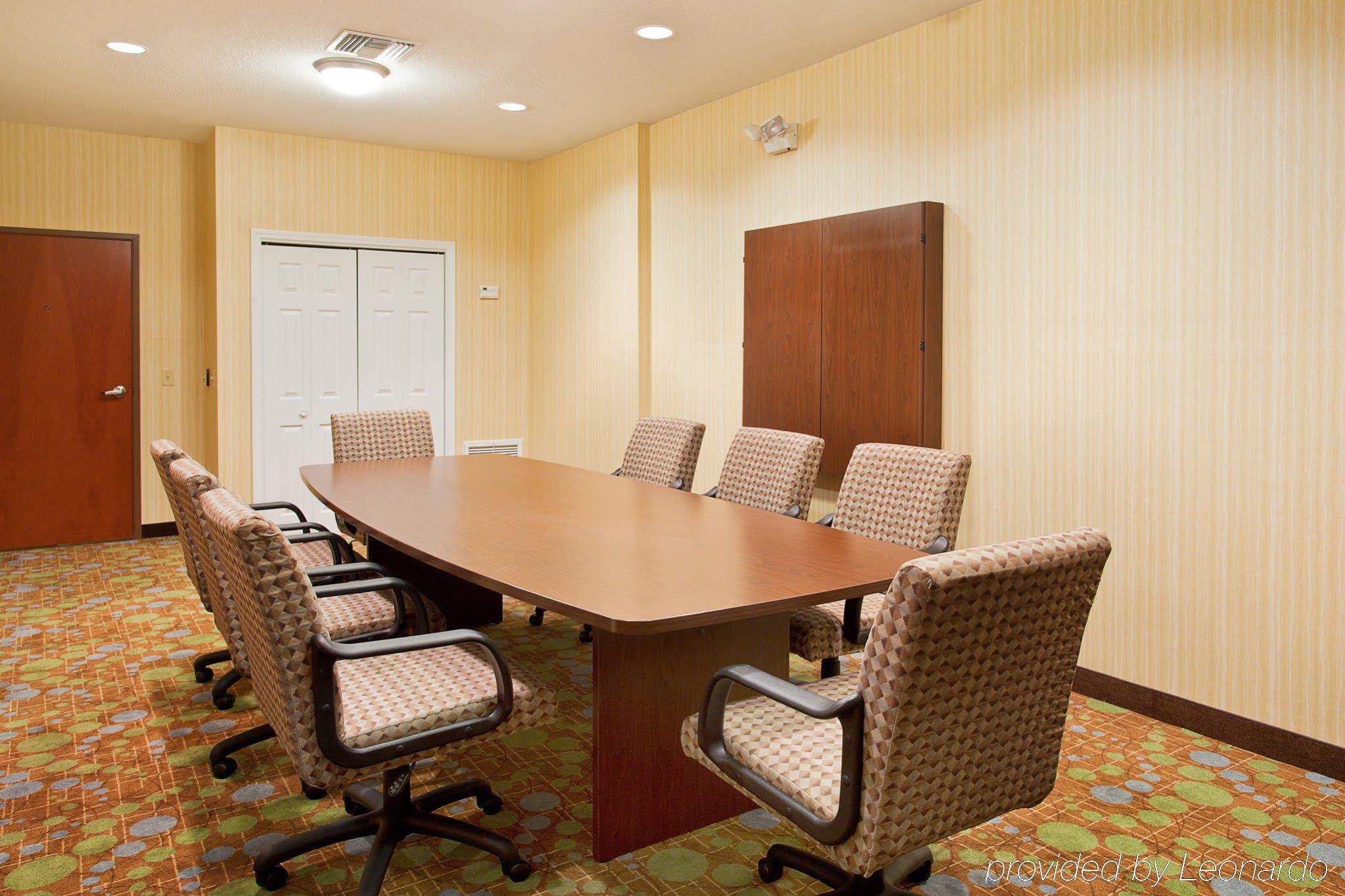 Holiday Inn Express And Suites Enterprise