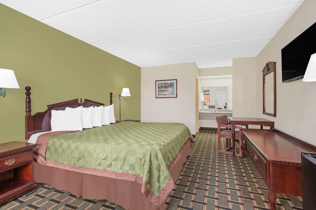 Days Inn by Wyndham Eufaula AL