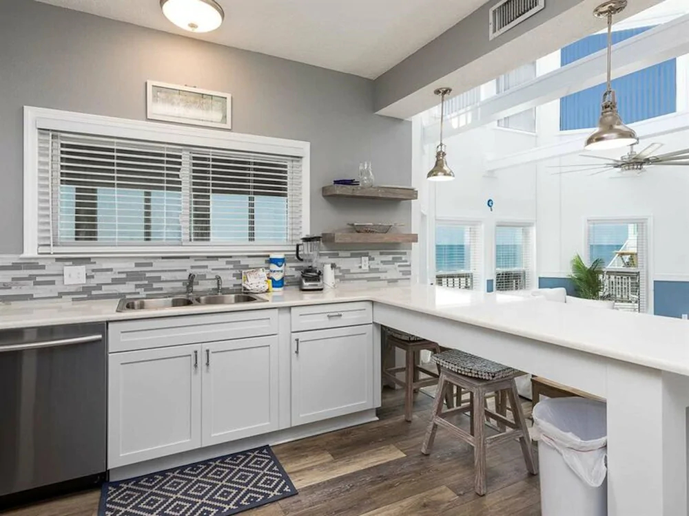 Bay Walk by Meyer Vacation Rentals