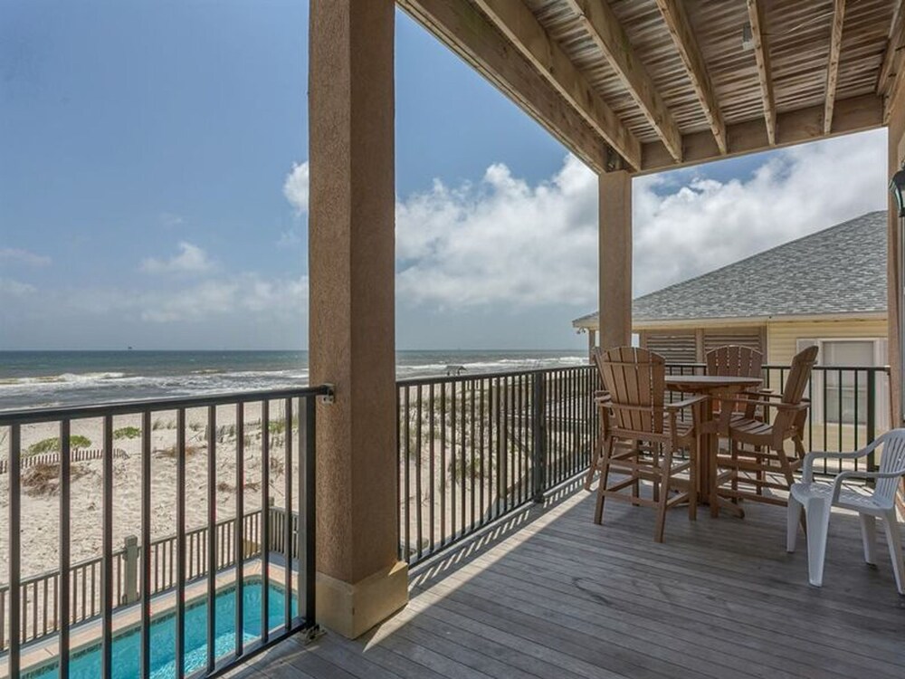Beach Estate by Meyer Vacation Rentals