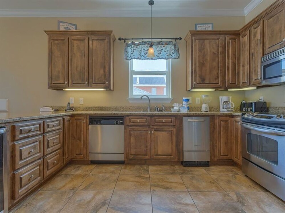 Beach Estate by Meyer Vacation Rentals