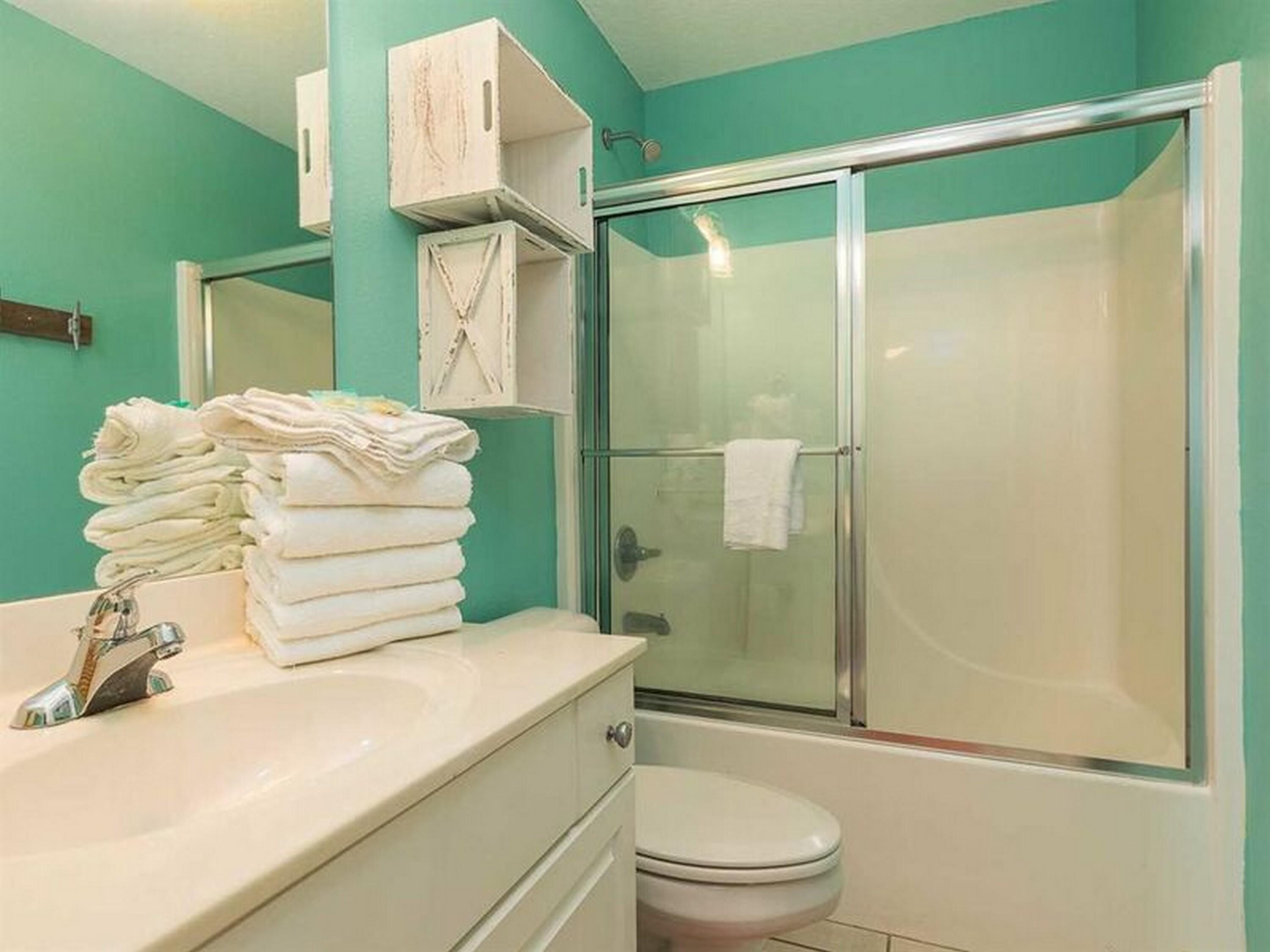 Navy Cove Harbor by Vacasa