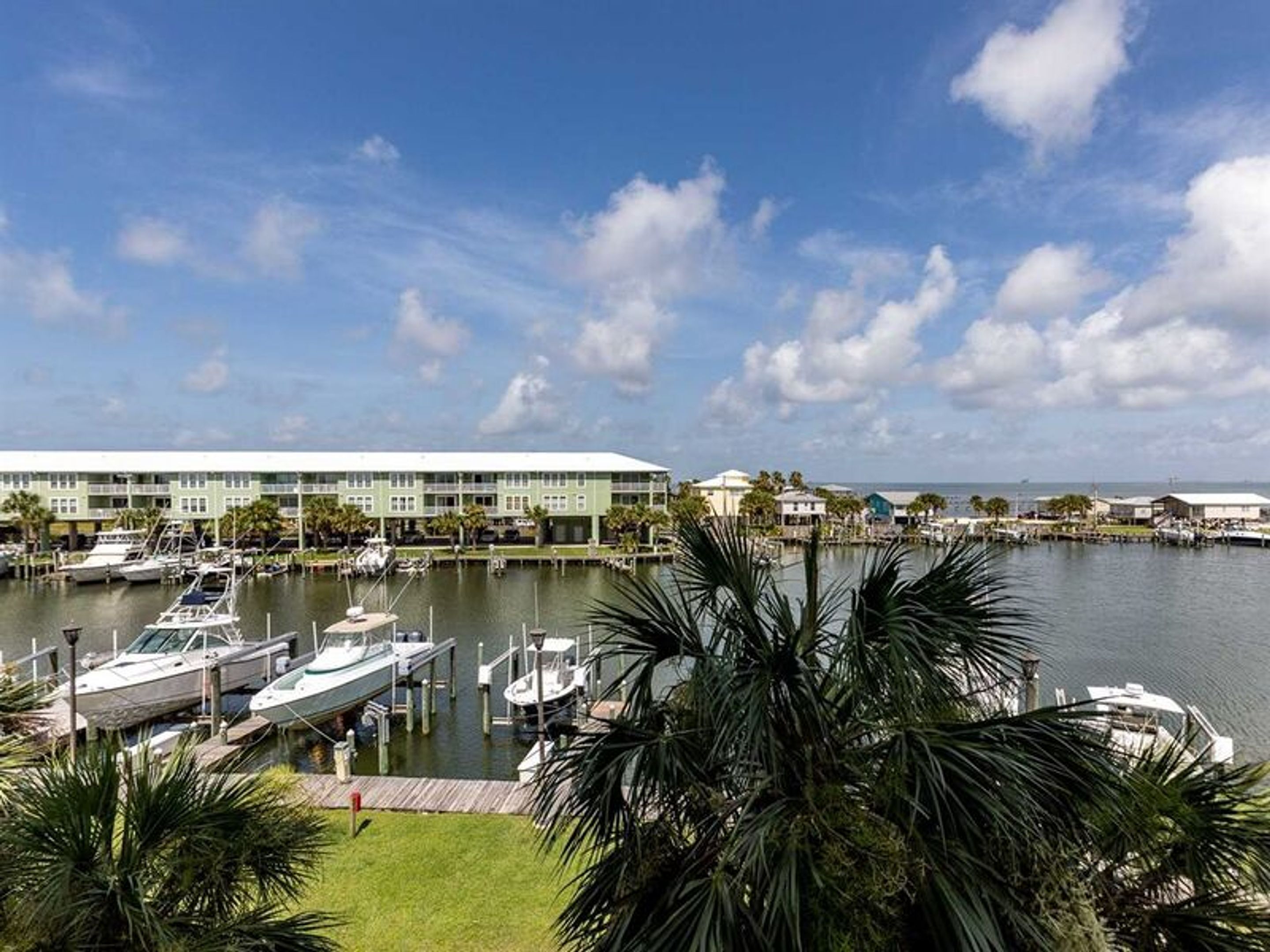 Navy Cove Harbor by Vacasa