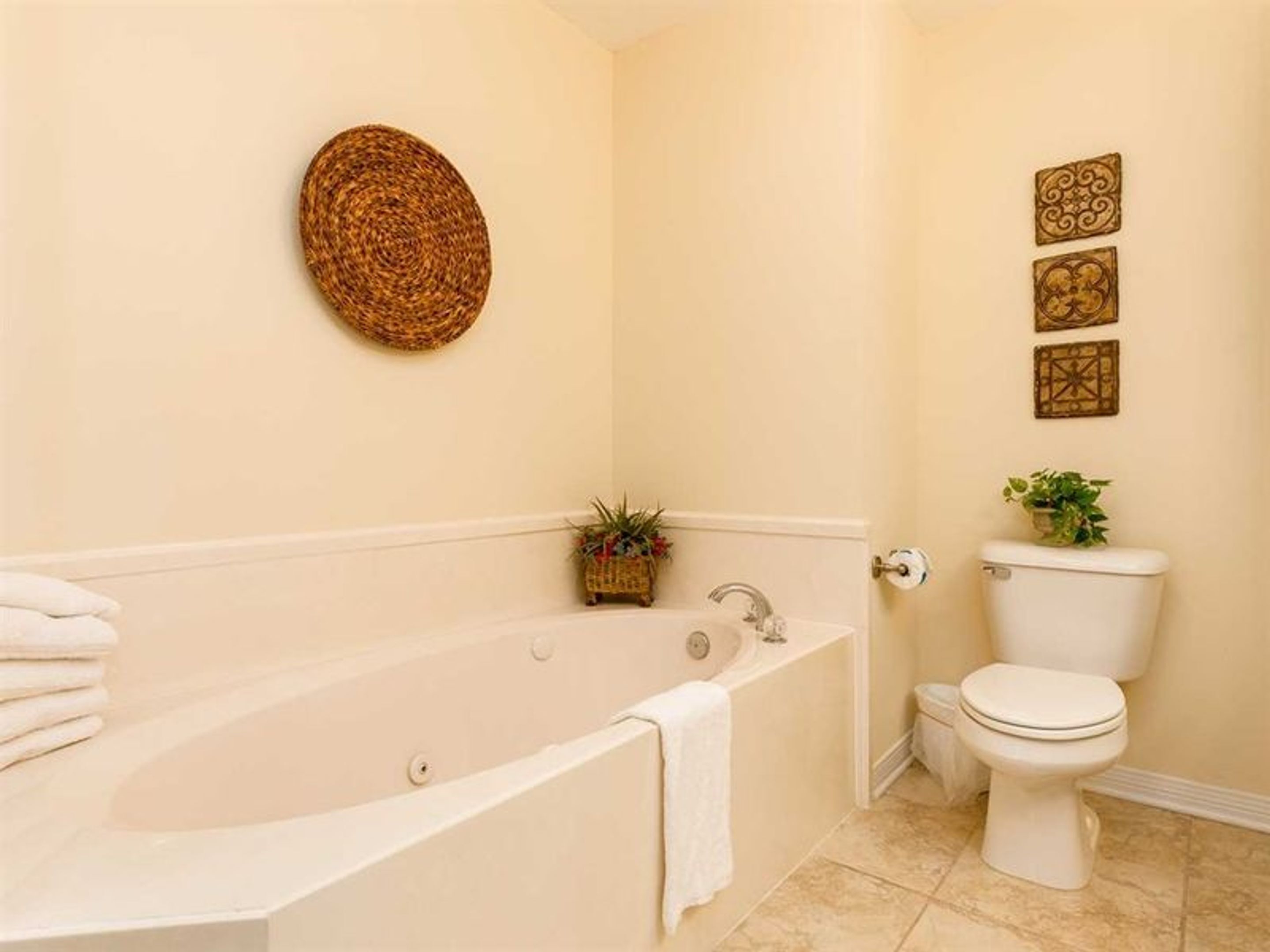 Navy Cove Harbor by Vacasa