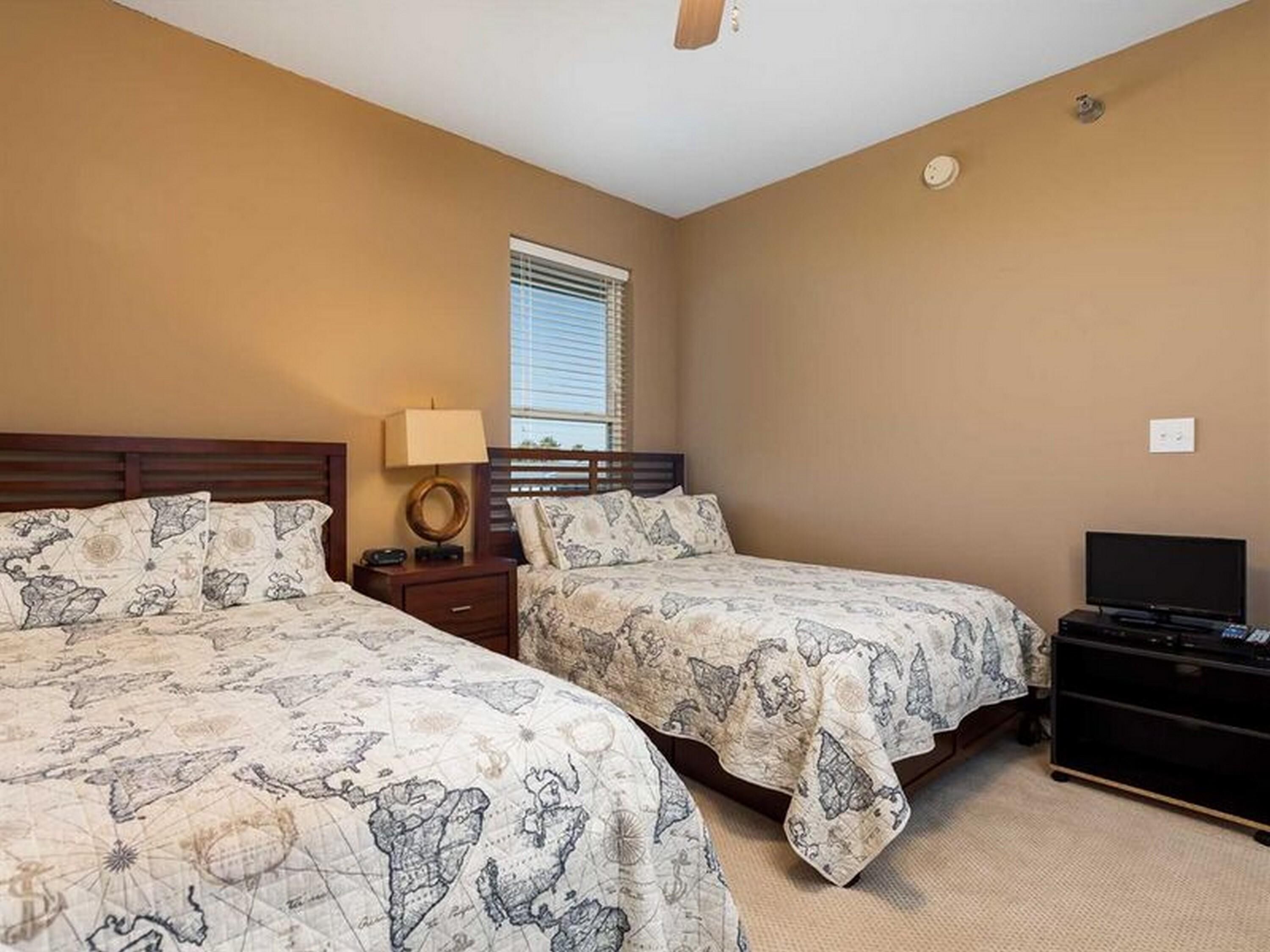 Navy Cove Harbor by Vacasa