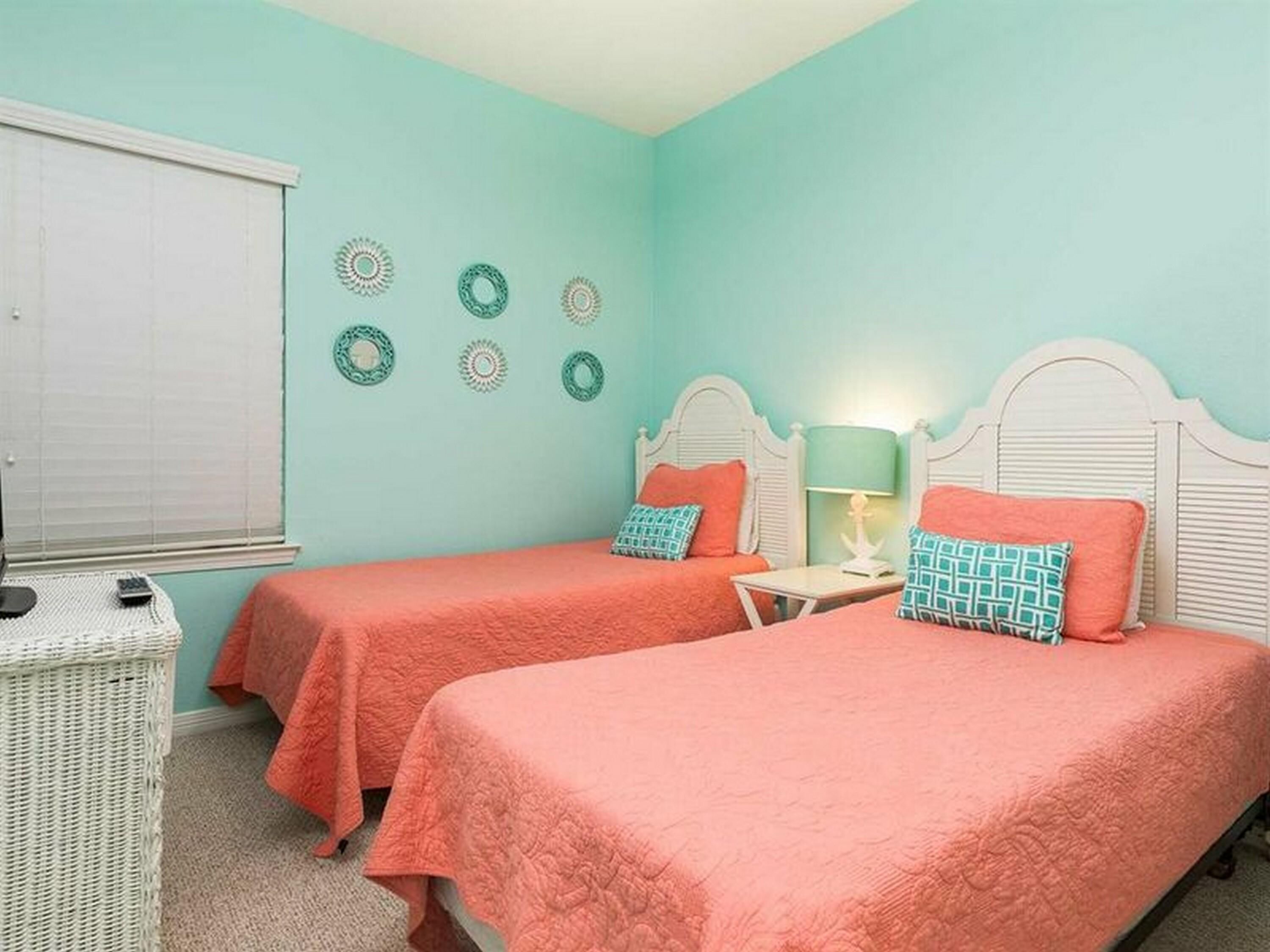 Navy Cove Harbor by Vacasa