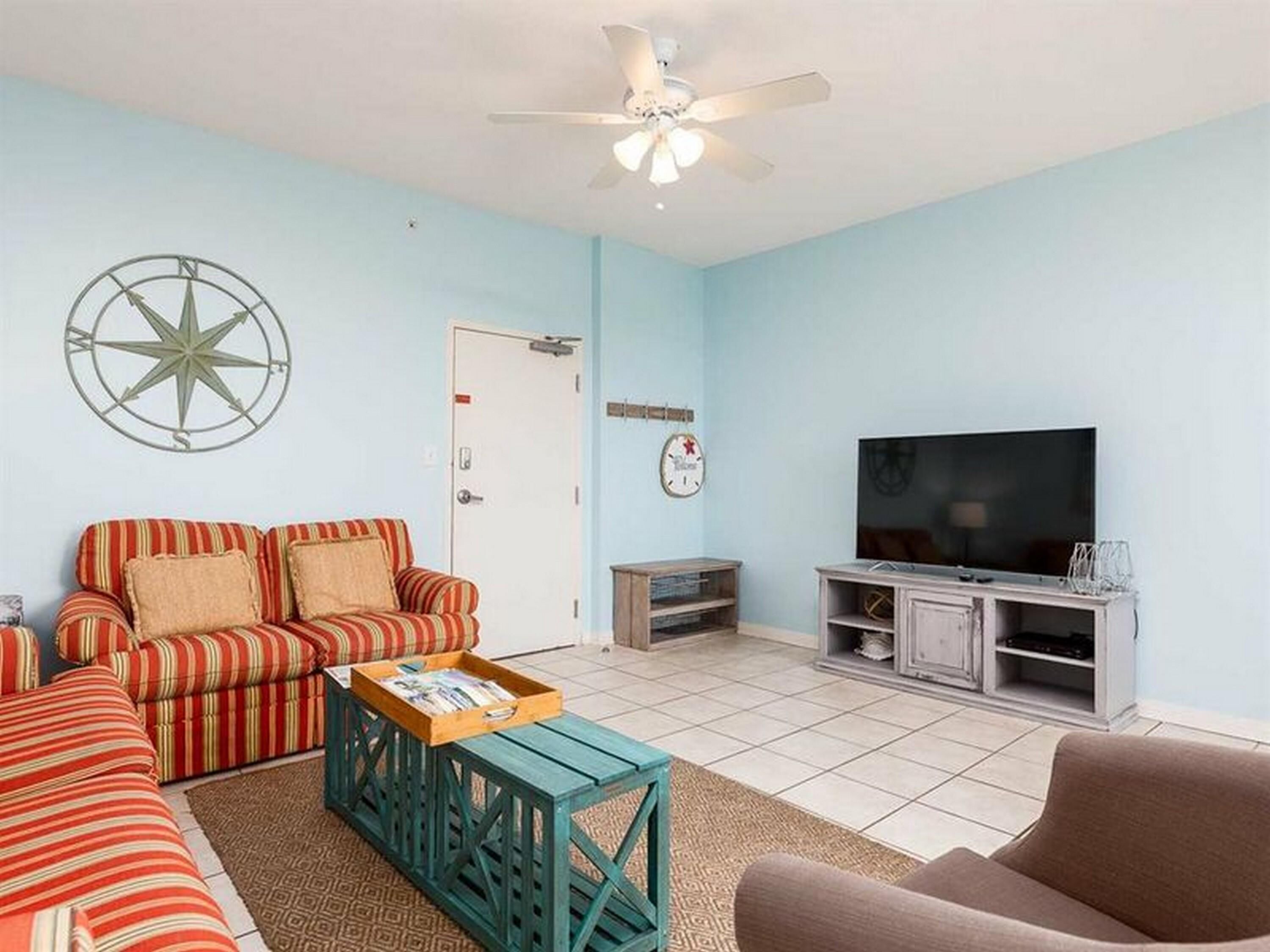 Navy Cove Harbor by Vacasa