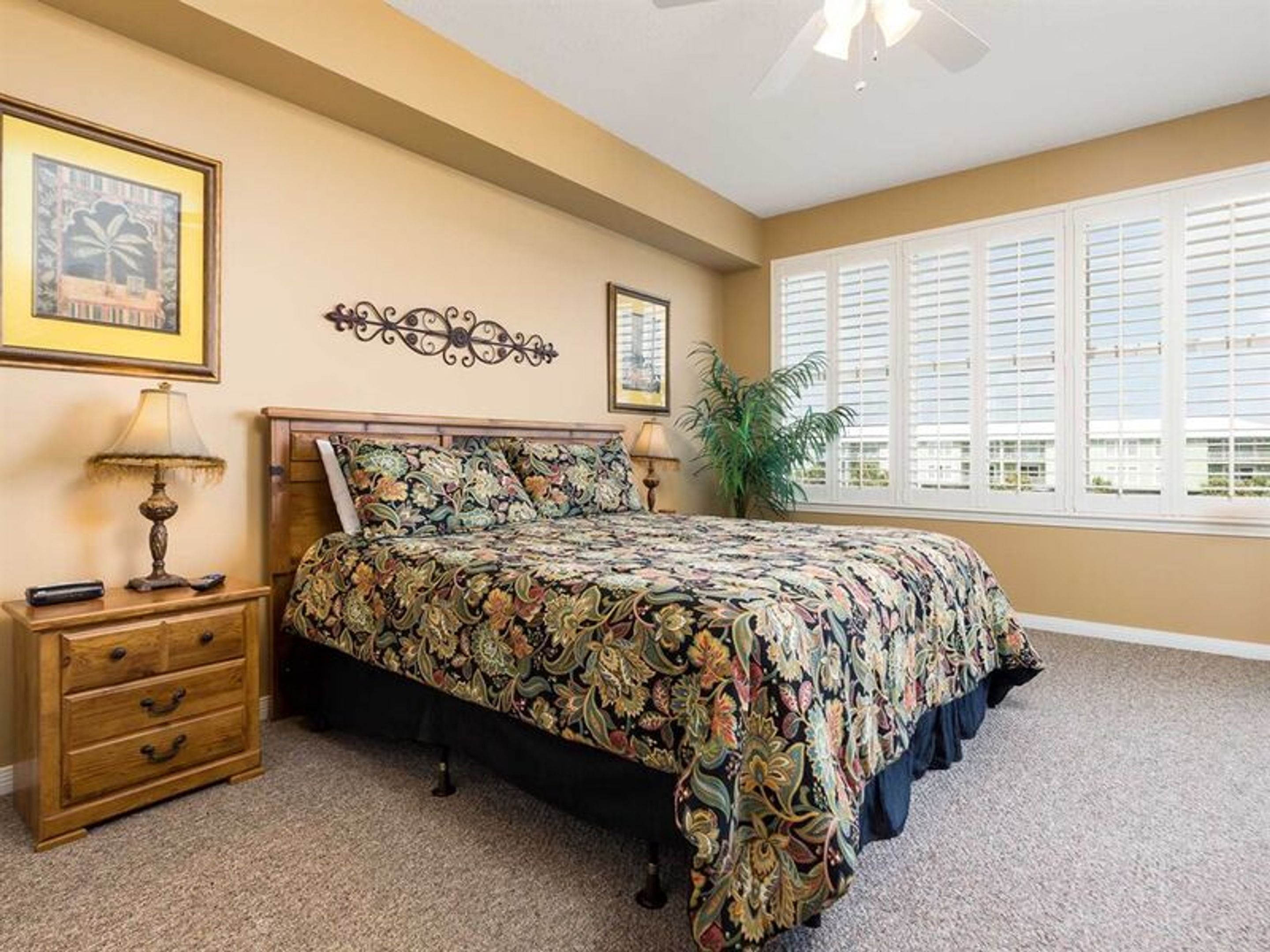 Navy Cove Harbor by Vacasa