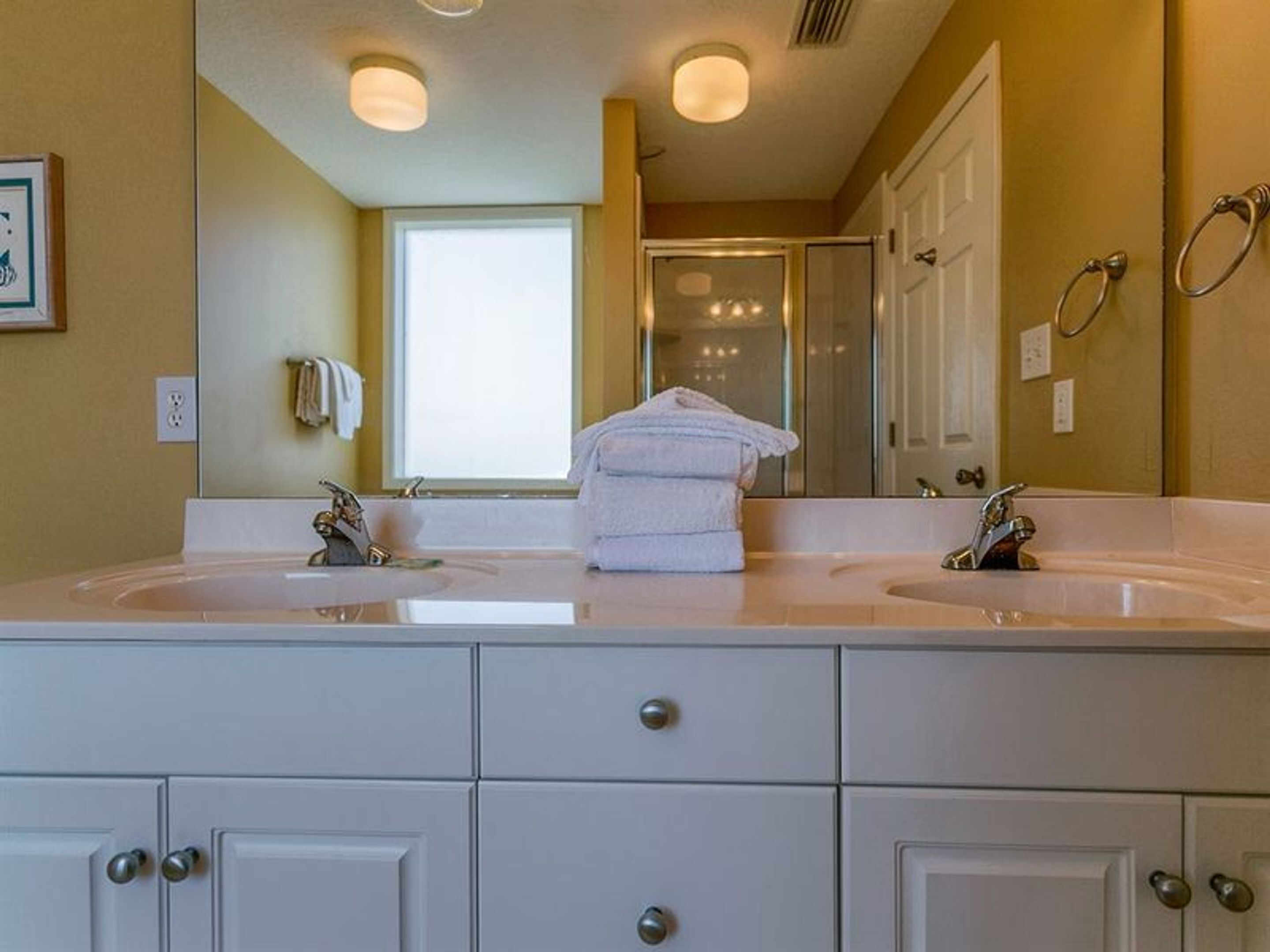 Navy Cove Harbor by Vacasa