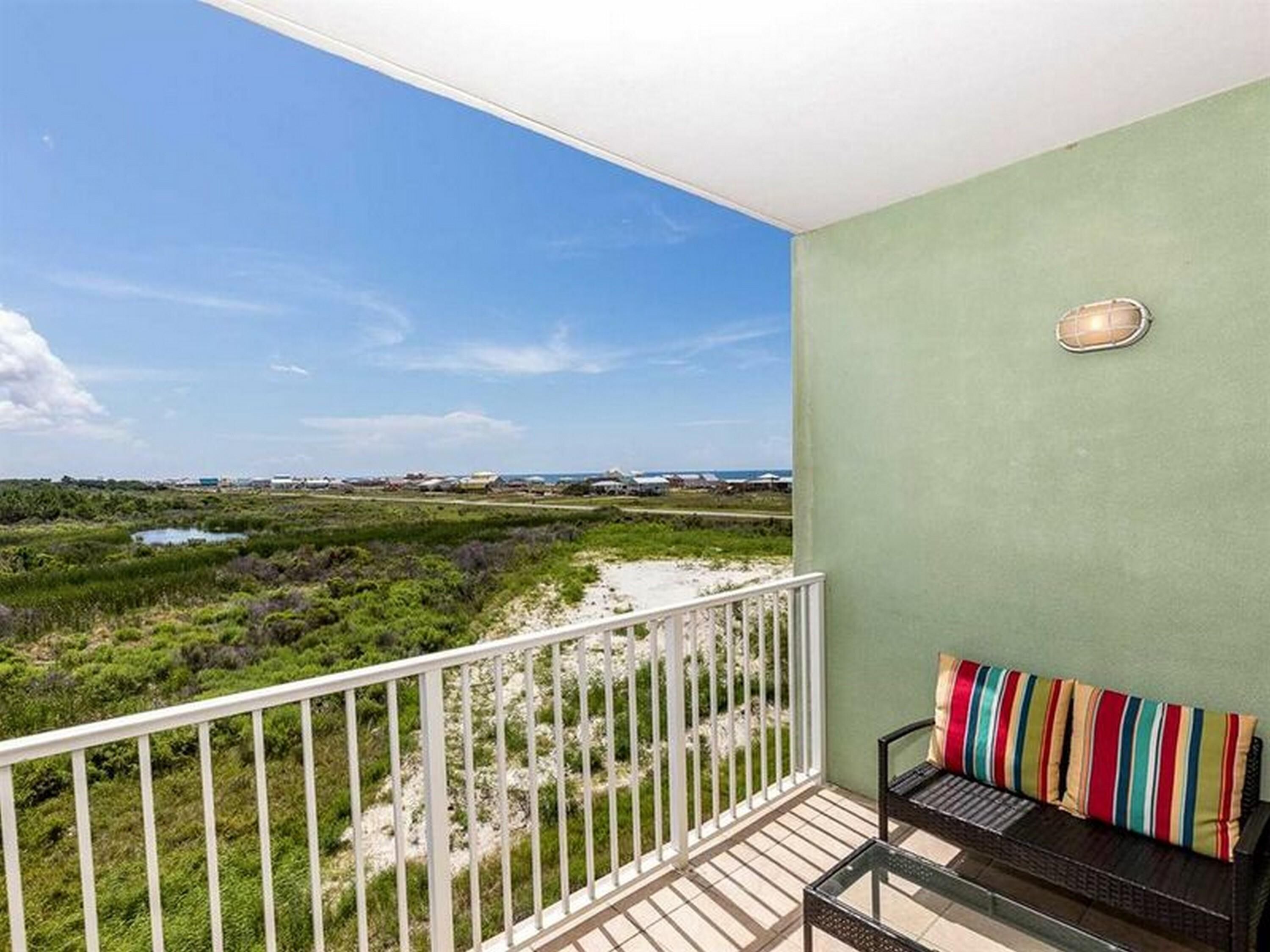 Navy Cove Harbor by Vacasa