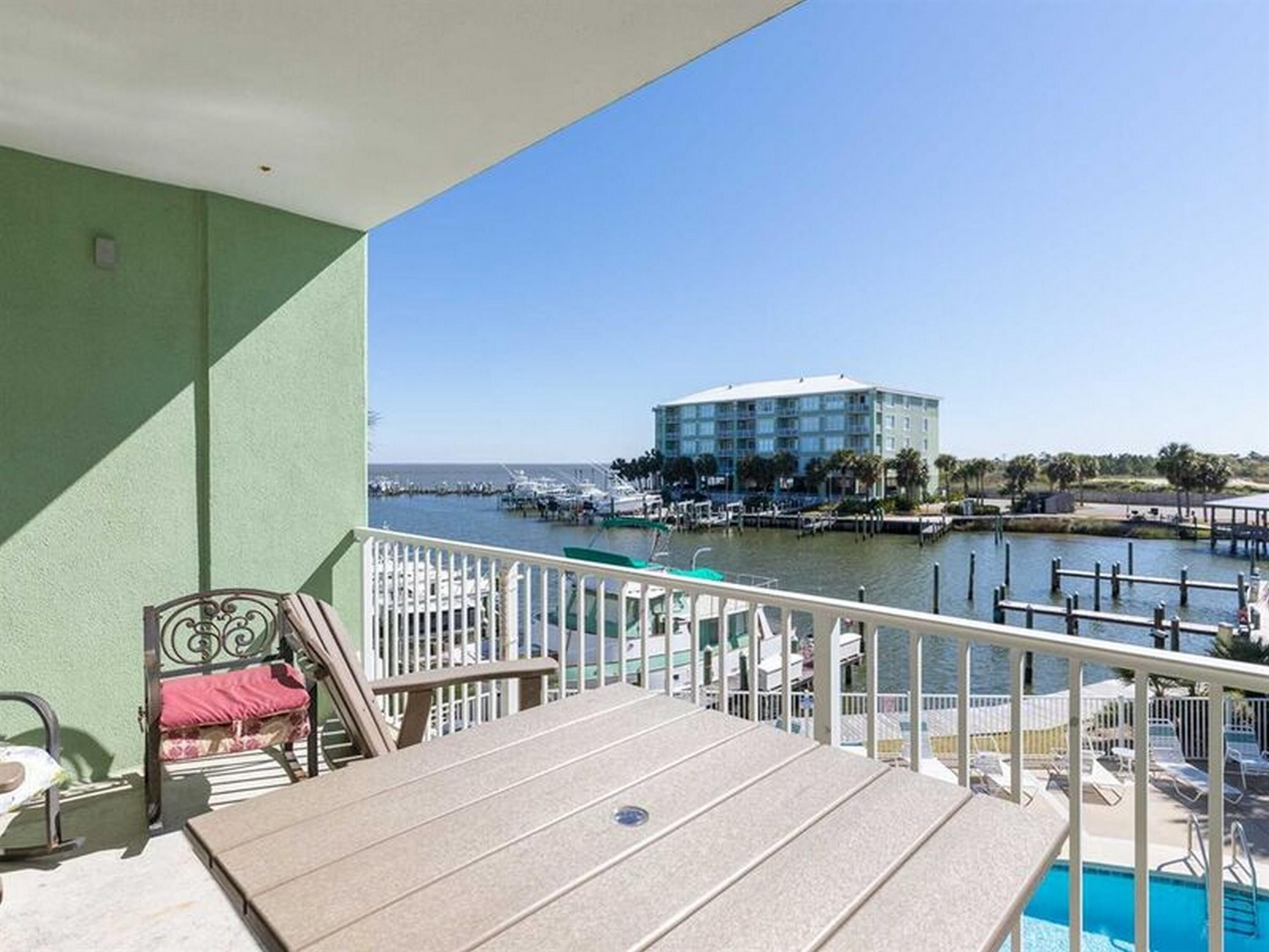 Navy Cove Harbor by Vacasa