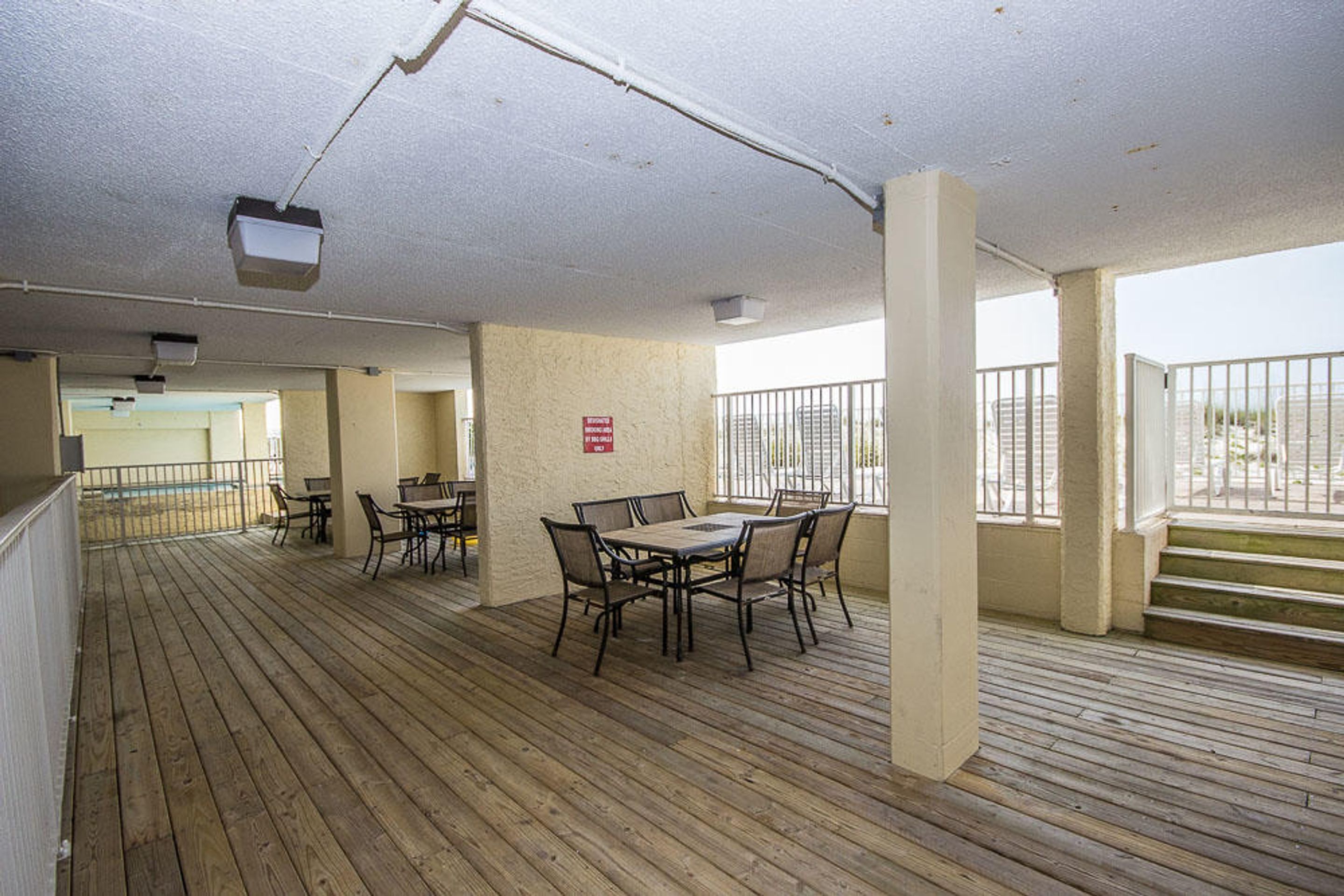 Castaways by Youngs Suncoast