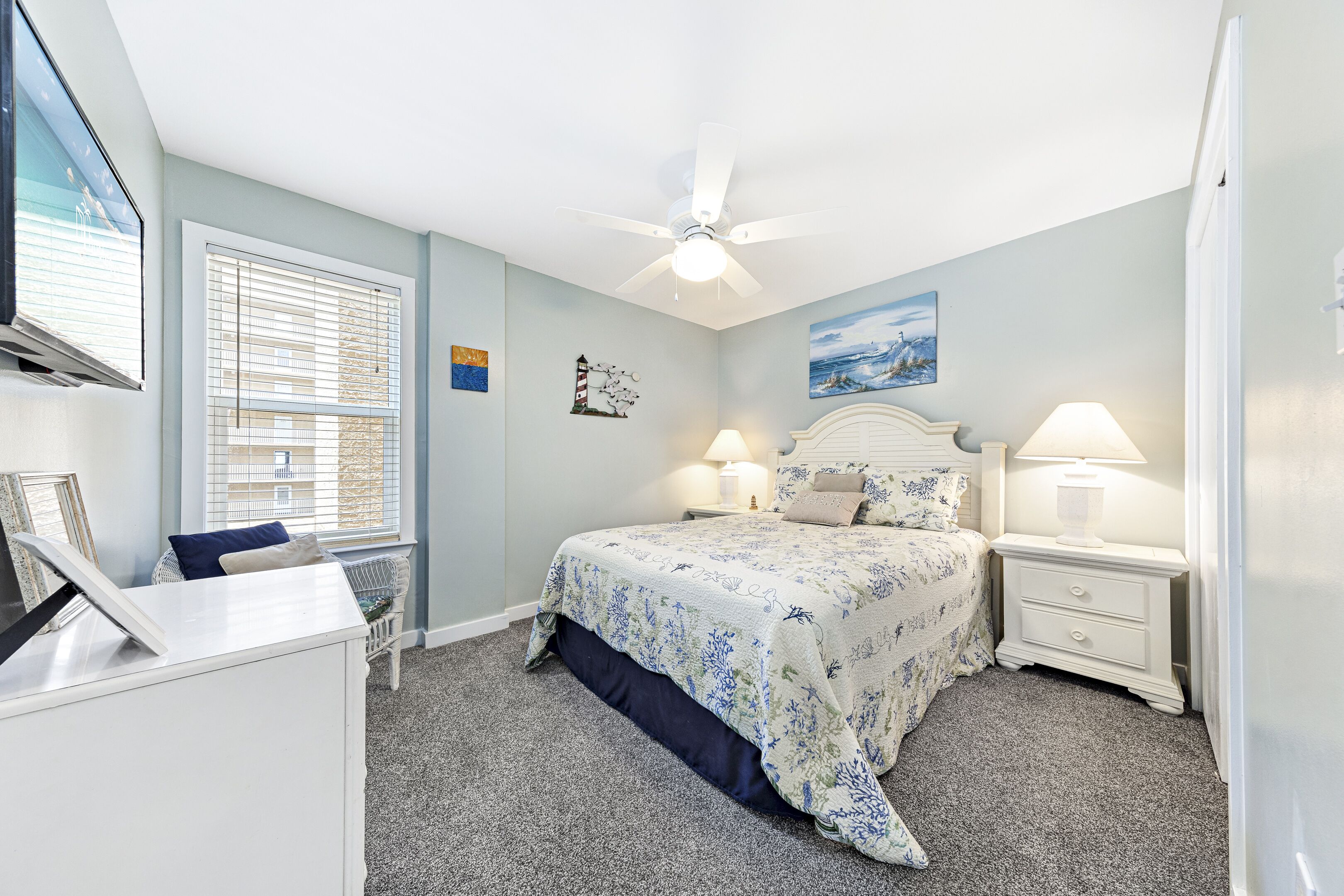 Compass Point Condominium