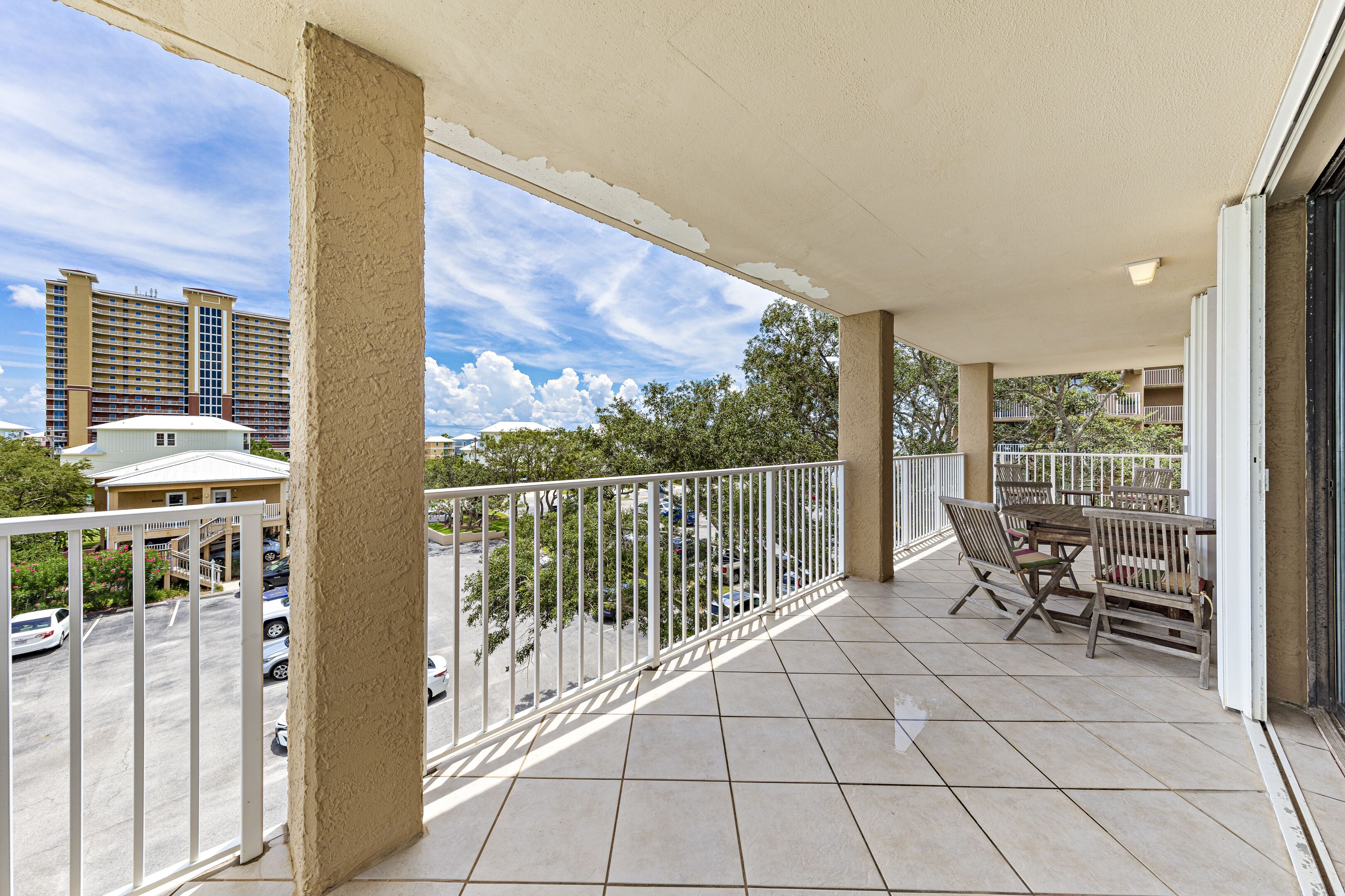 Compass Point Condominium