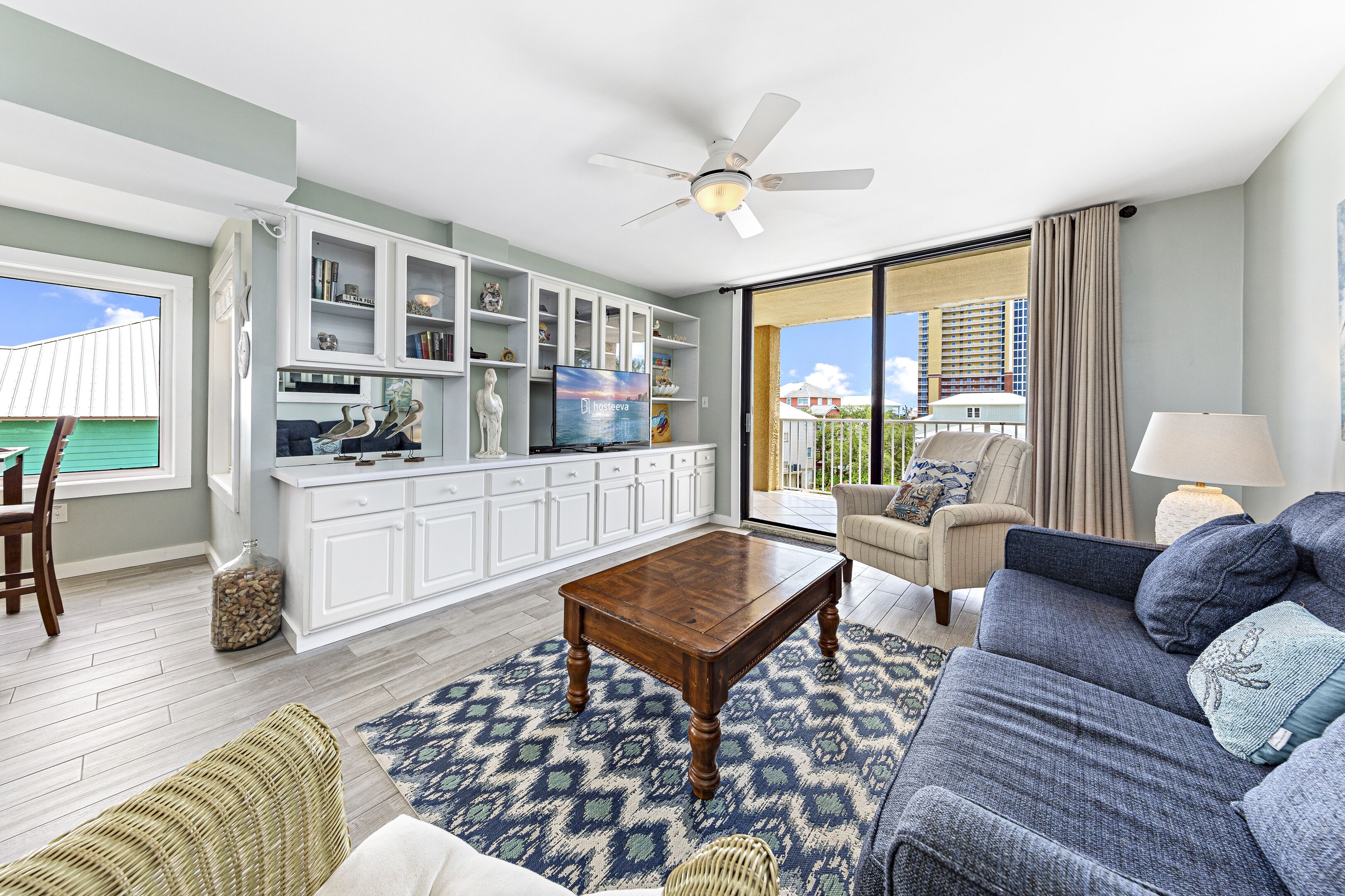 Compass Point Condominium